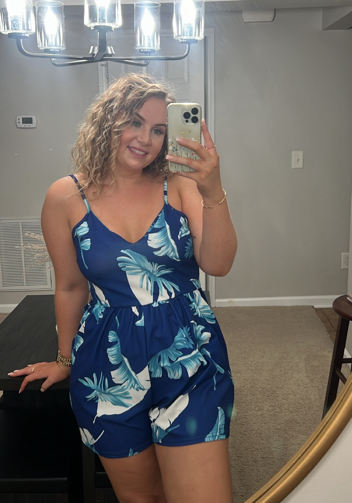 floral romper 💙

#LTKSeasonal #LTKMidsize