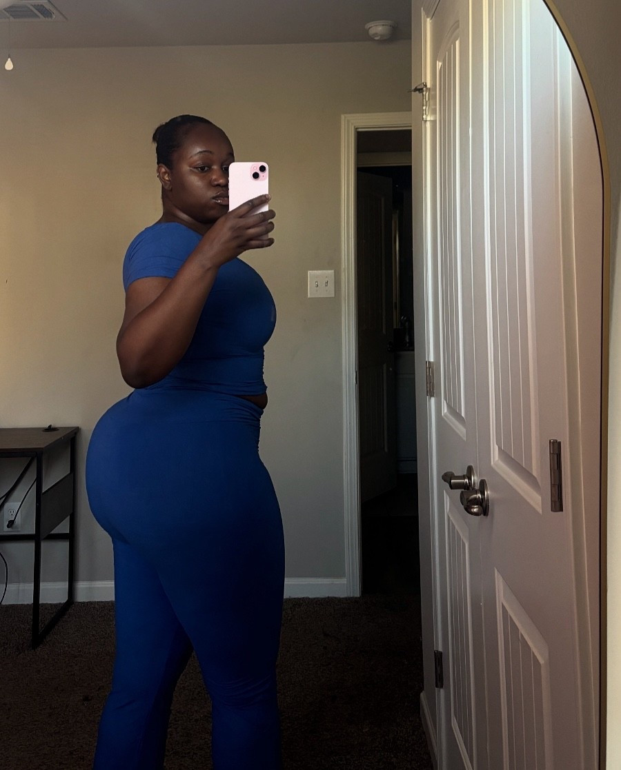 💙

gym set, gym wear, workout wear, lounge set, yoga set, two piece, fold over flare pants, tracksuit set

#LTKStyleTip #LTKTall #LTKPlusSize