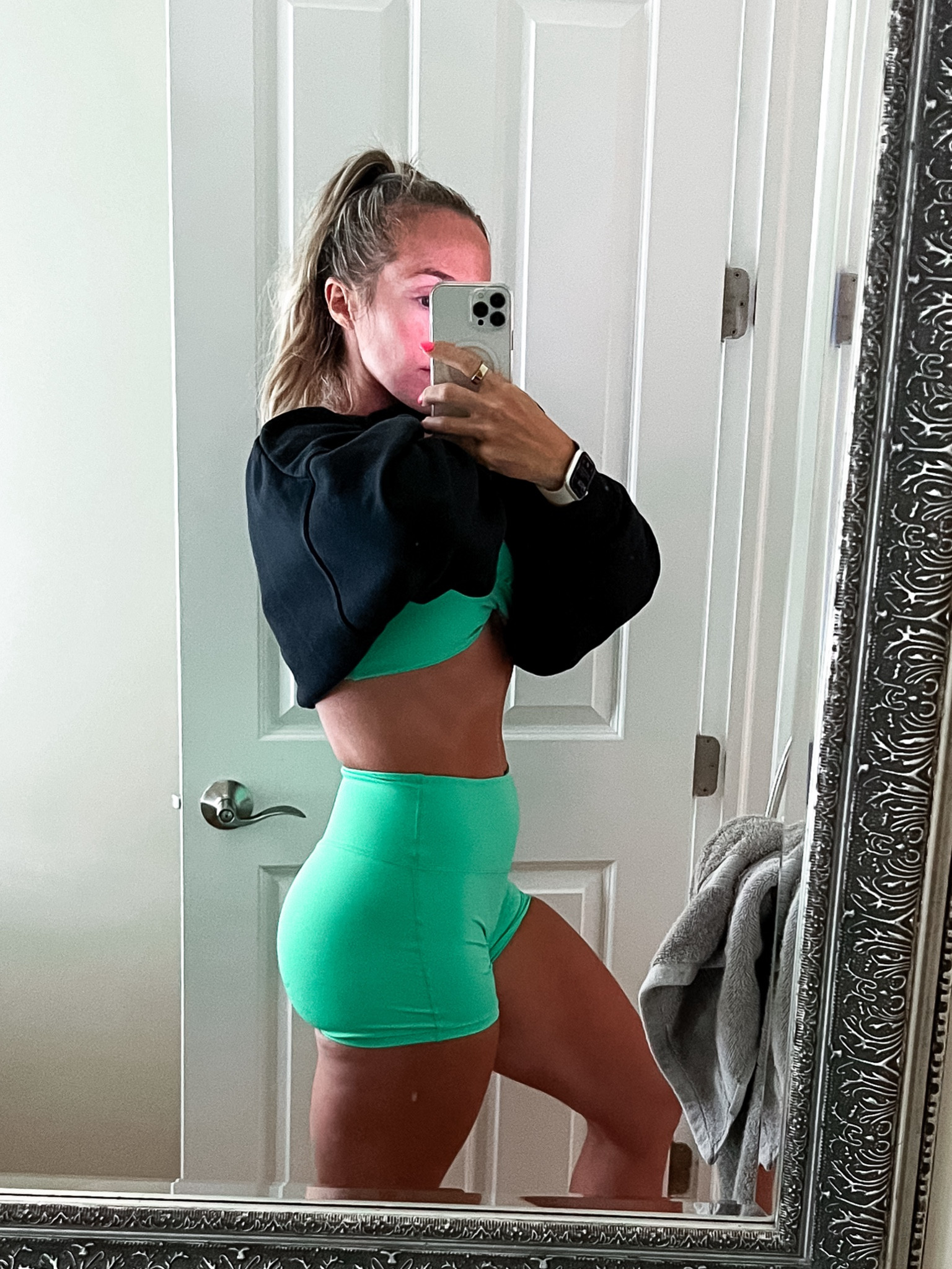 Matching workout set! Green matching set, gym fit, workout outfit, Amazon activewear, affordable activewear, sports bra, athletic shorts, gym shorts, biker shorts

#LTKSaleAlert #LTKActive #LTKFitness