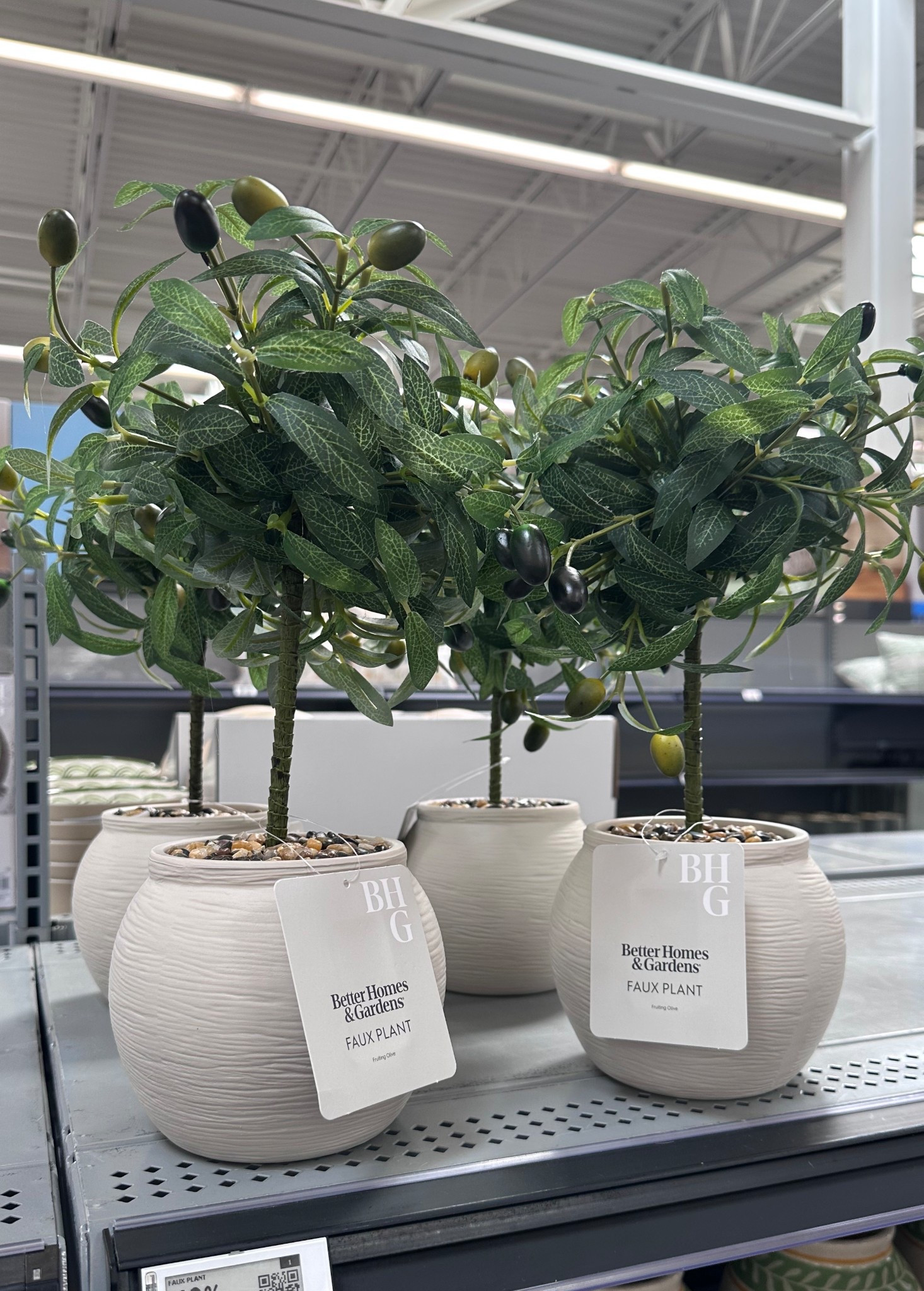 Perfect for a tabslescape!! I’m so impressed with this faux tree I picked one up and I’ll be using it to style my outdoor space! Such a pretty tree and cute size 😍

#LTKdayinmylife #LTKmomlife #LTKHome