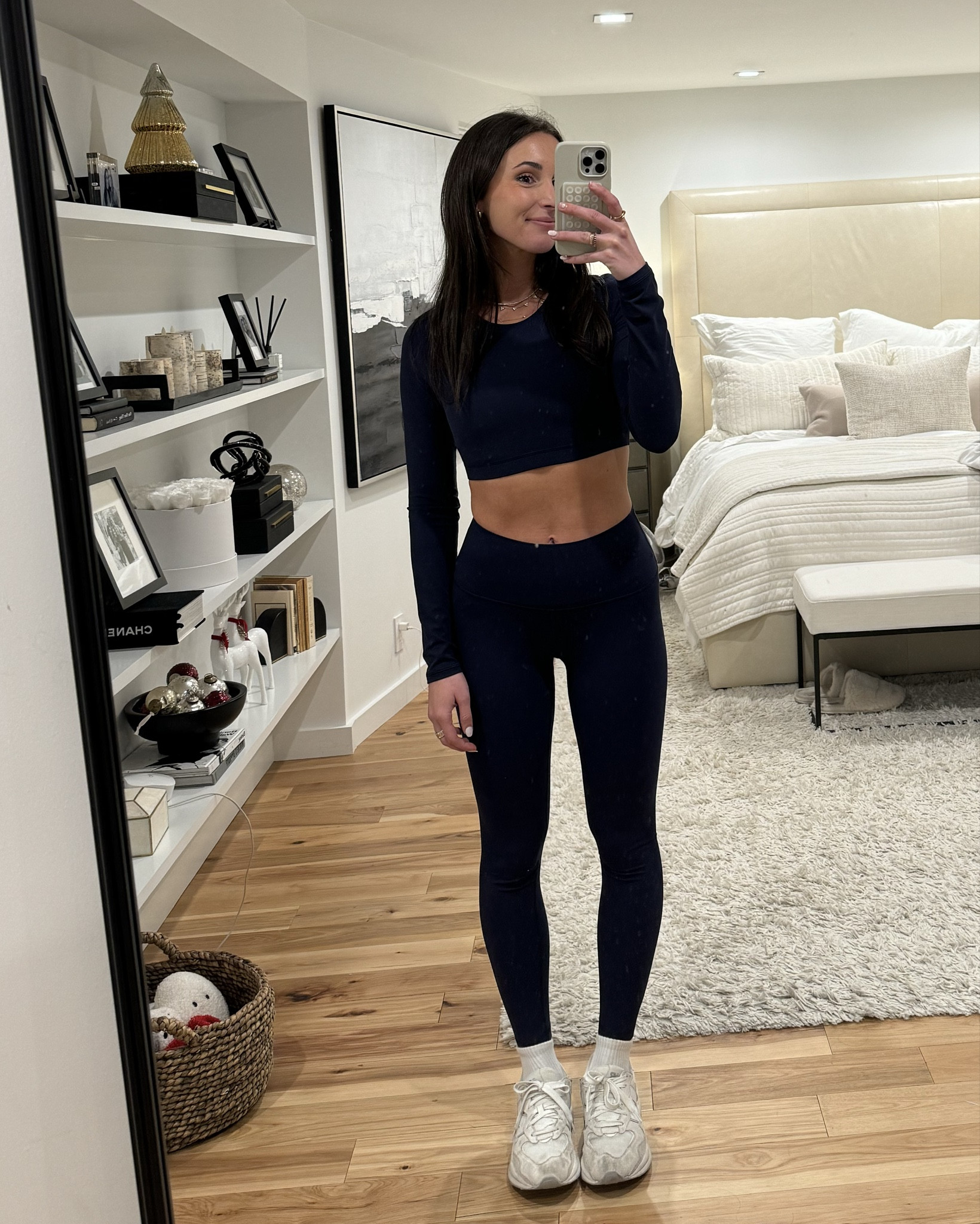 Another workout set surprise surprise @aritzia #aritziapartner