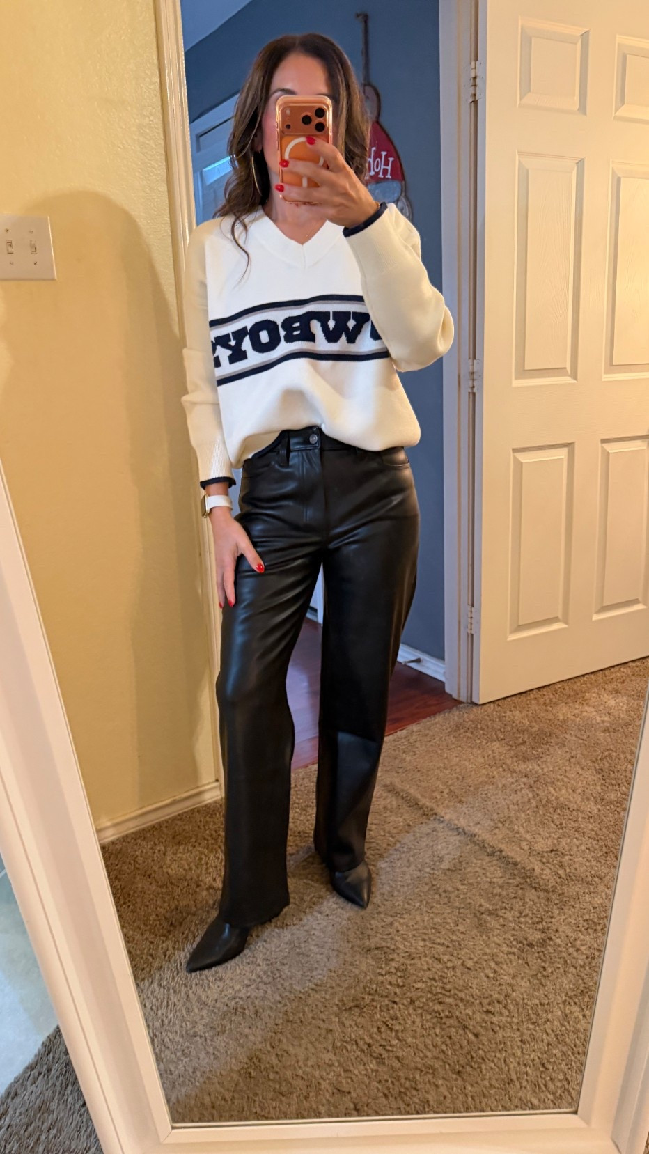 Game day fit! Dallas Cowboys fans you’ll love this cozy cute and classy sweater paired w jeans or leather pants! #sassy #gamedayfit