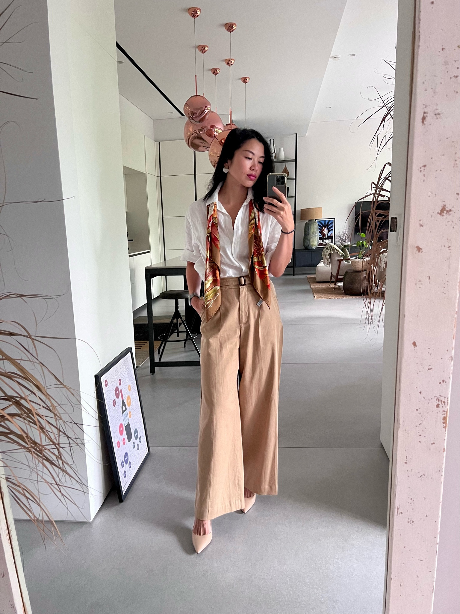 #workwear #corporate #corporategirlie #elegant #europeanstyle #maxmara #salvatoreferragamo #prada #oldmoney #quietluxury #neutralstyle 

#LTKWorkwear