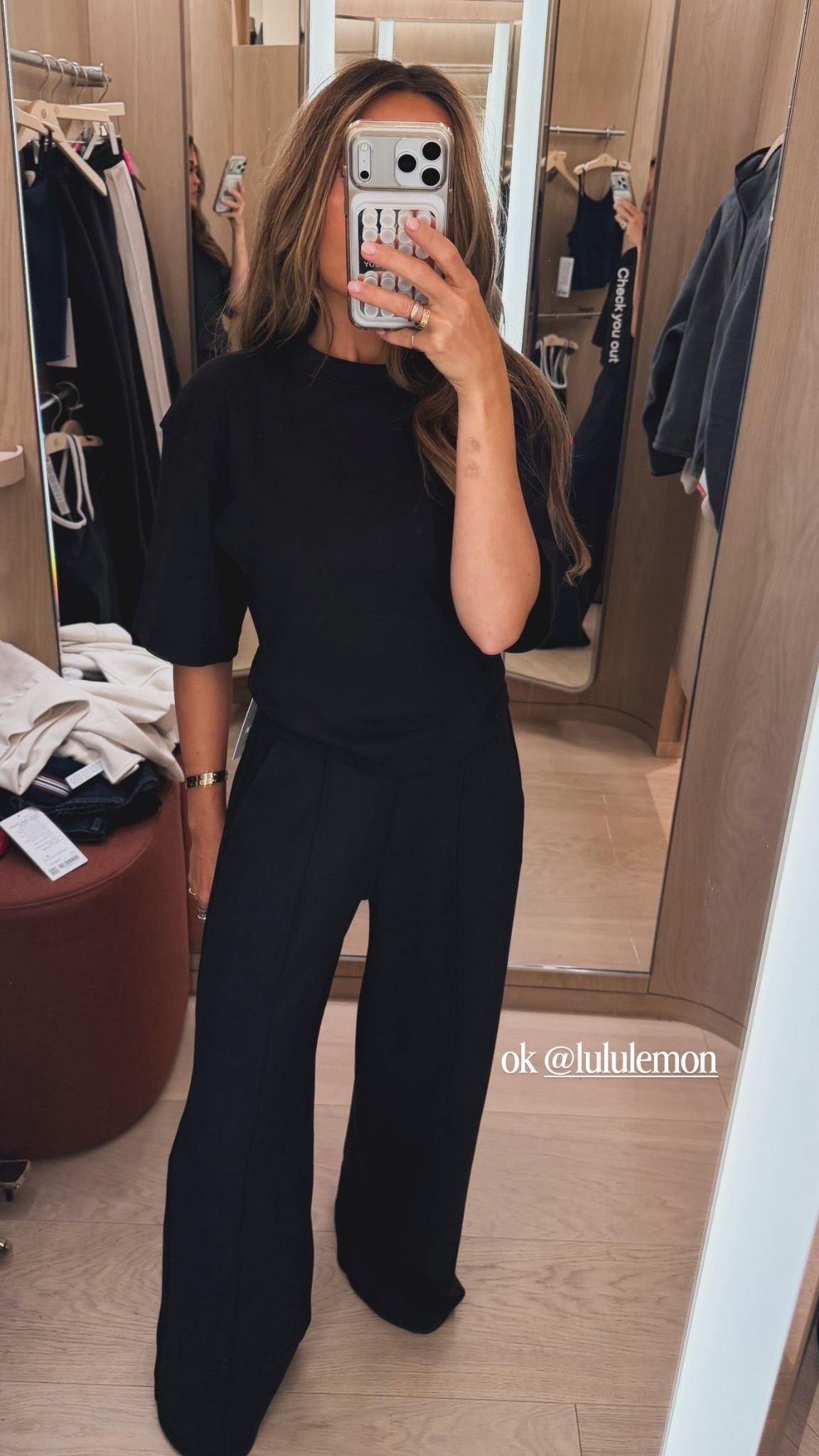 Loving the new arrivals @lululemon

lululemon, petite fashion, lululemon fashion, matching set, trousers
