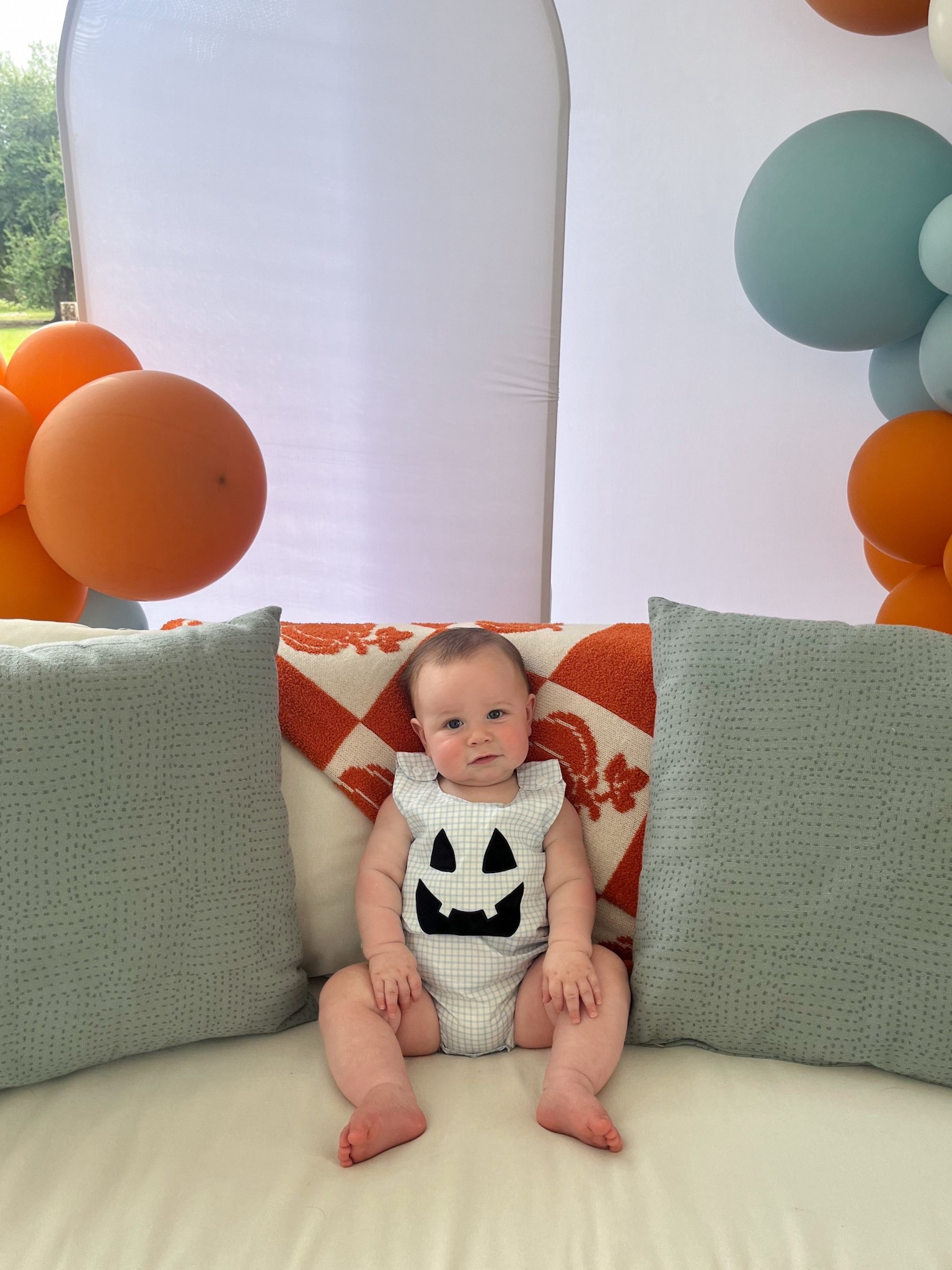 We’re loving our adorable Amazon find! We love a good bubble! 

#amazon #amazonfind #babysfirsthalloween #halloween #babyfalloutfit 

#LTKHalloween #LTKSeasonal #LTKBaby