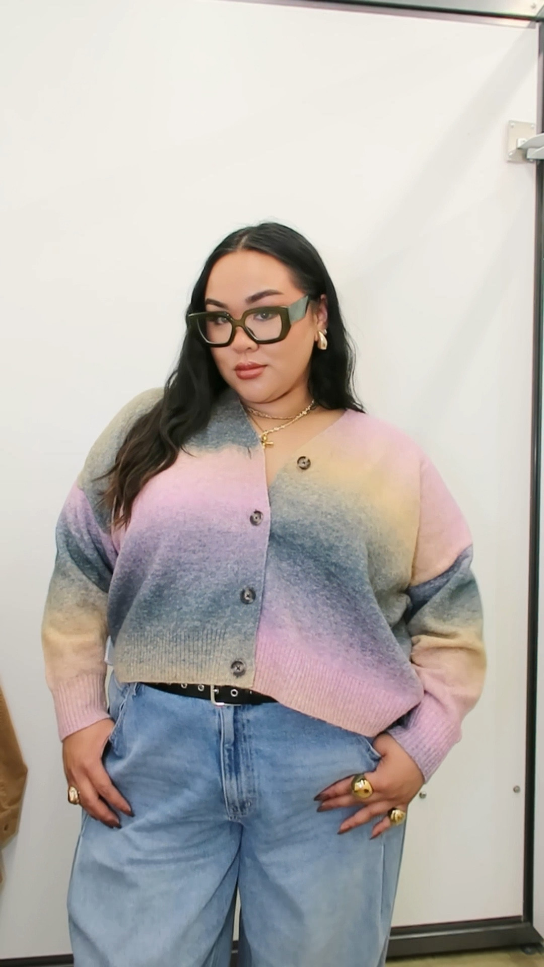 Old Navy Fitting room try on haul! 
For reference I’m usually a 2X/US 18/20. 

I tried on XXL tops and US 20 bottoms in this video 

#LTKStyleTip #LTKFindsUnder100 #LTKPlusSize