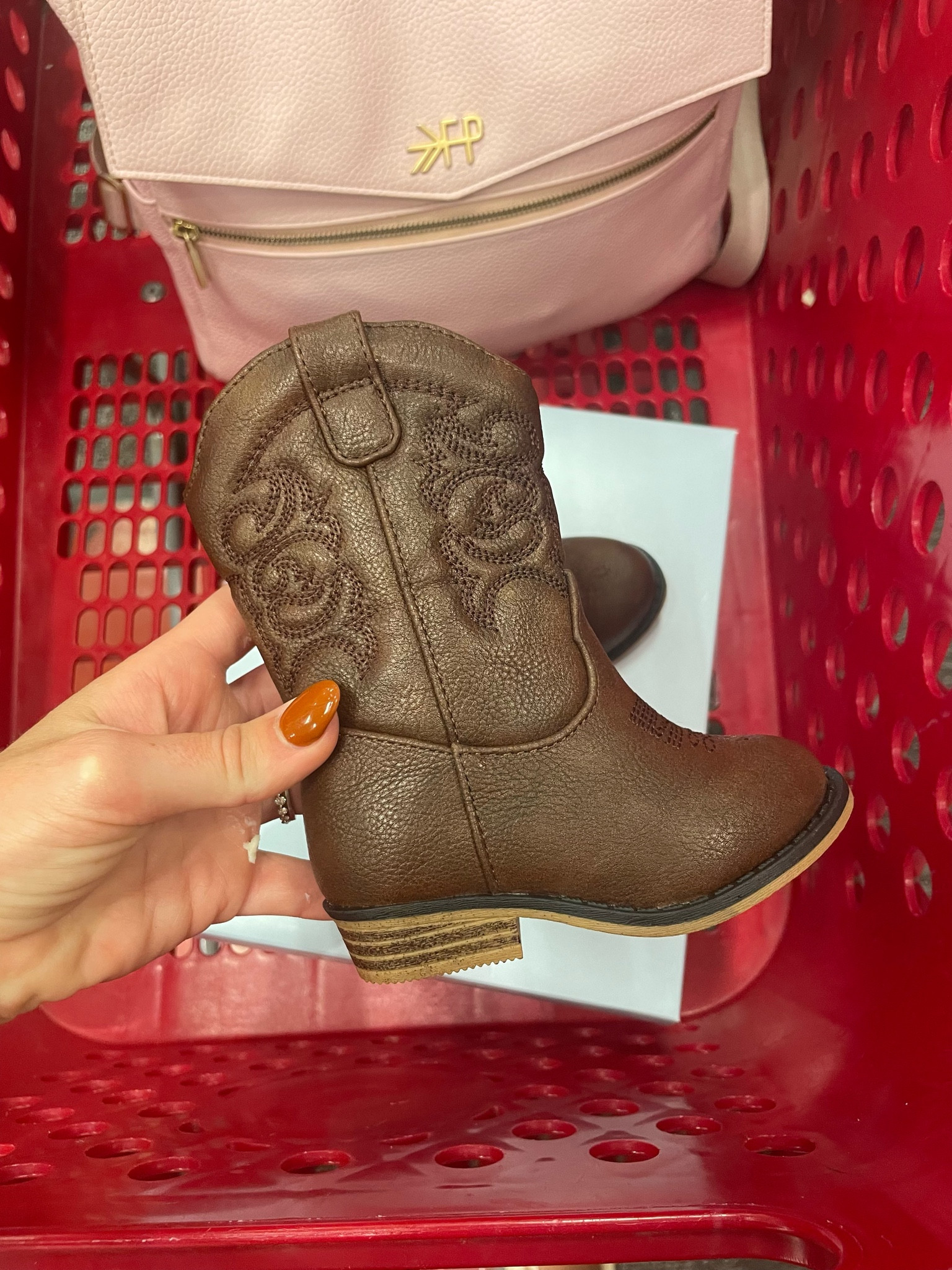 THESE COWGIRL BOOTS!! 🐮

Target raddled boots under $30 ❤️

#LTKbaby #LTKshoecrush #LTKkids