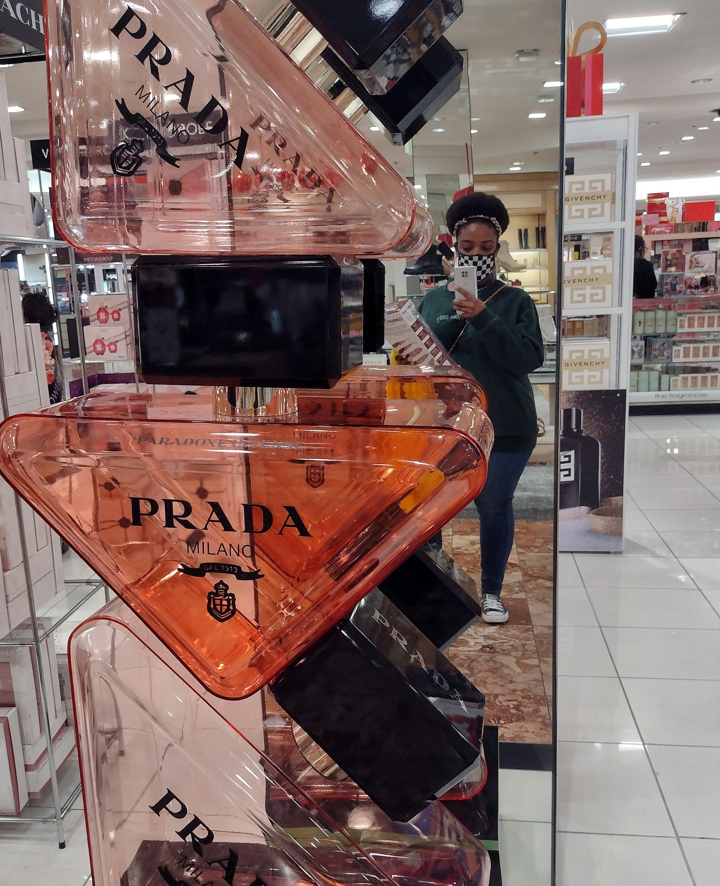 My Black Friday shopping outfit usually starts with a good pair of jeans.👖 If you're curvy, midsize or plus, check out my too picks. These jeans are comfy, stretchy, align with curves and have the no gap-in-the-back fit!!👏🏾

#LTKMidsize #LTKootd #LTKdayinmylife