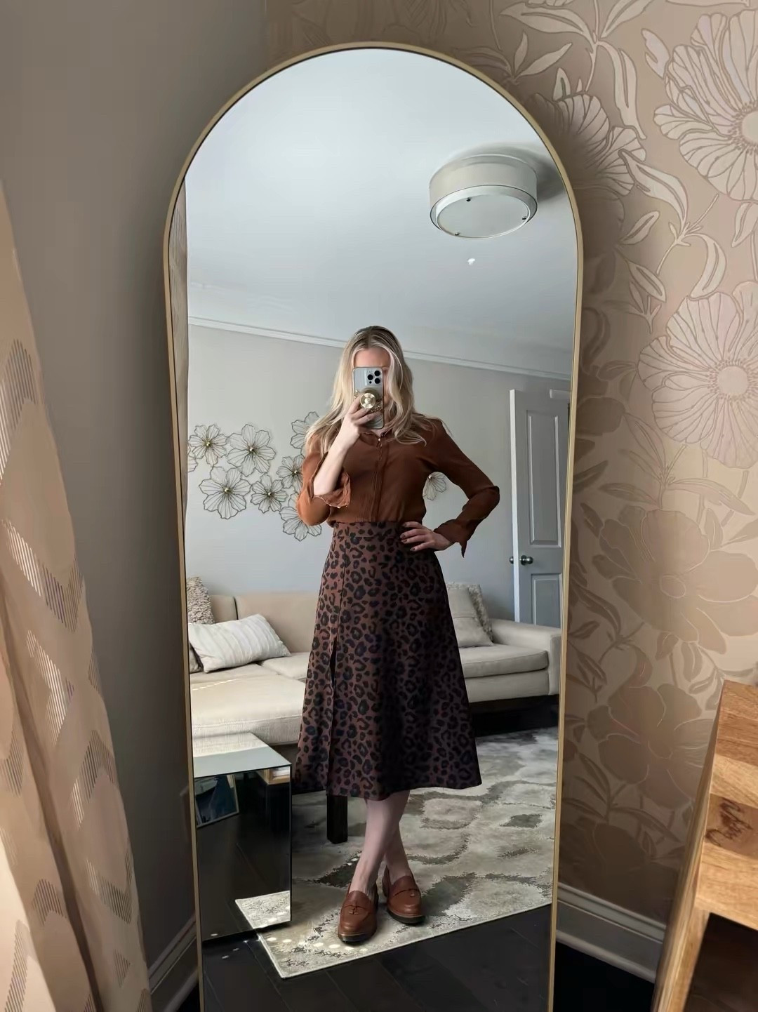Animal print skirt, button down shirt, loafers, work wear, office outfitt

#LTKOver40 #LTKootd #LTKWorkwear