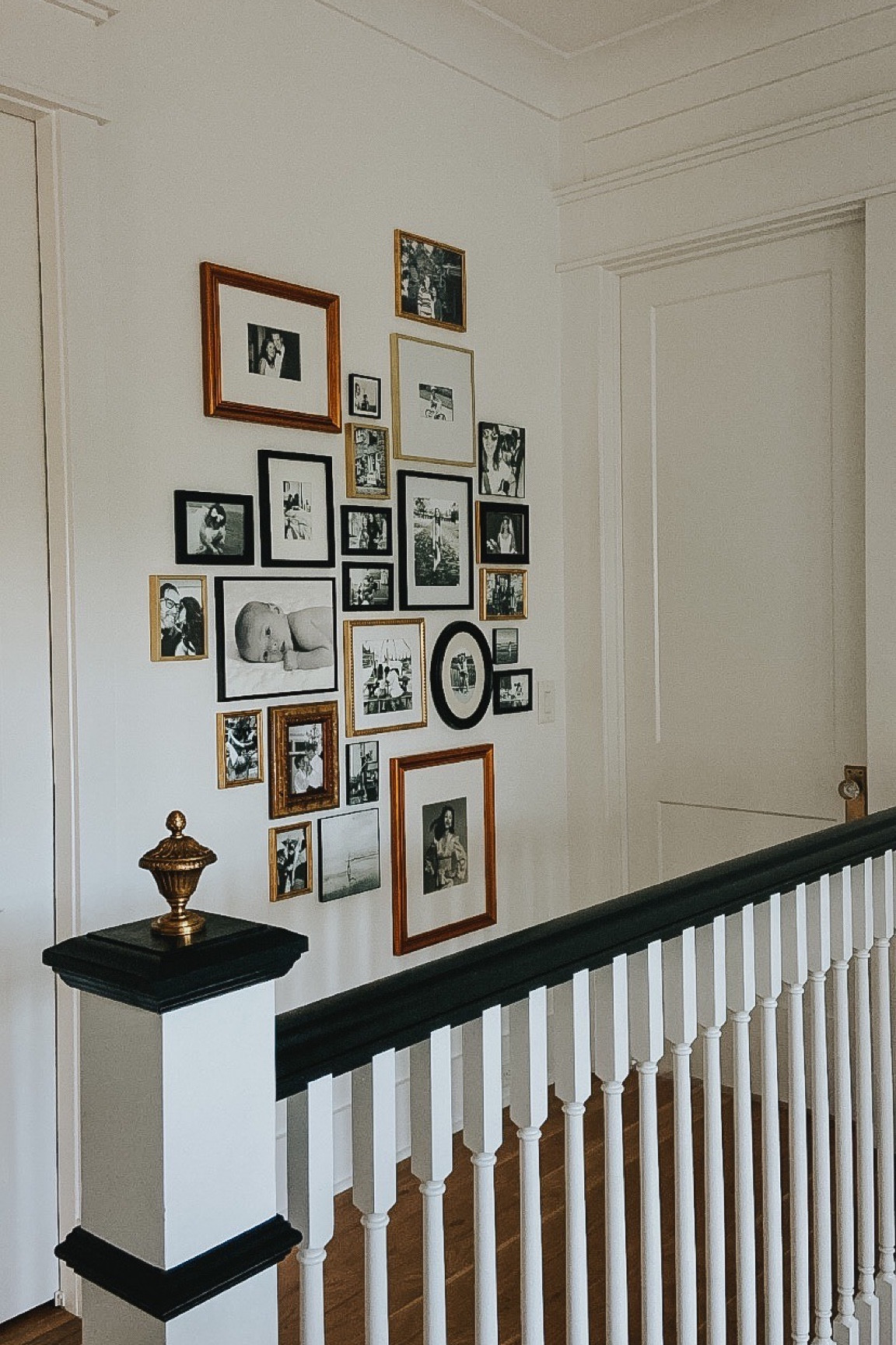 It’s not home without family photos! 🫶🏽🖤🤍🖼️

#LTKhome #LTKfindsunder50