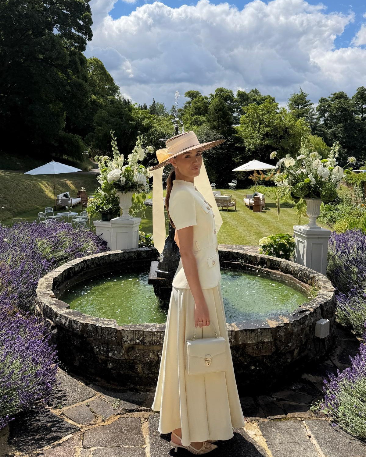 The Henley Royal Regatta 🛶

My hat is Viviene Sheriff