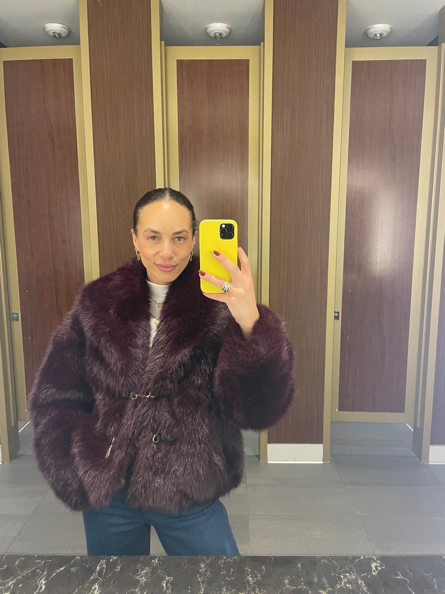 This fur coat is everything 

#LTKHoliday #LTKSeasonal #LTKStyleTip
