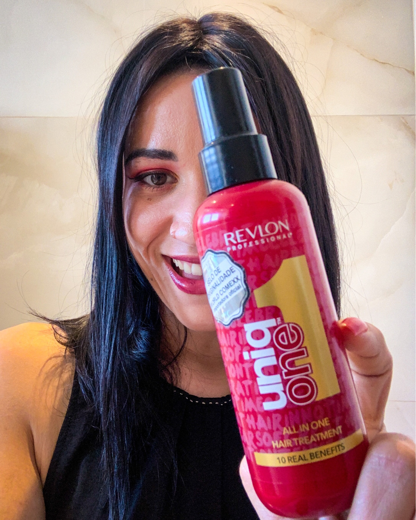 Eu ADORO esse leave-in que não pesa no meu cabelo e ainda diminui o frizz, além de ajudar o meu cabelo como protetor térmico.


#LTKbeauty #LTKbrasil