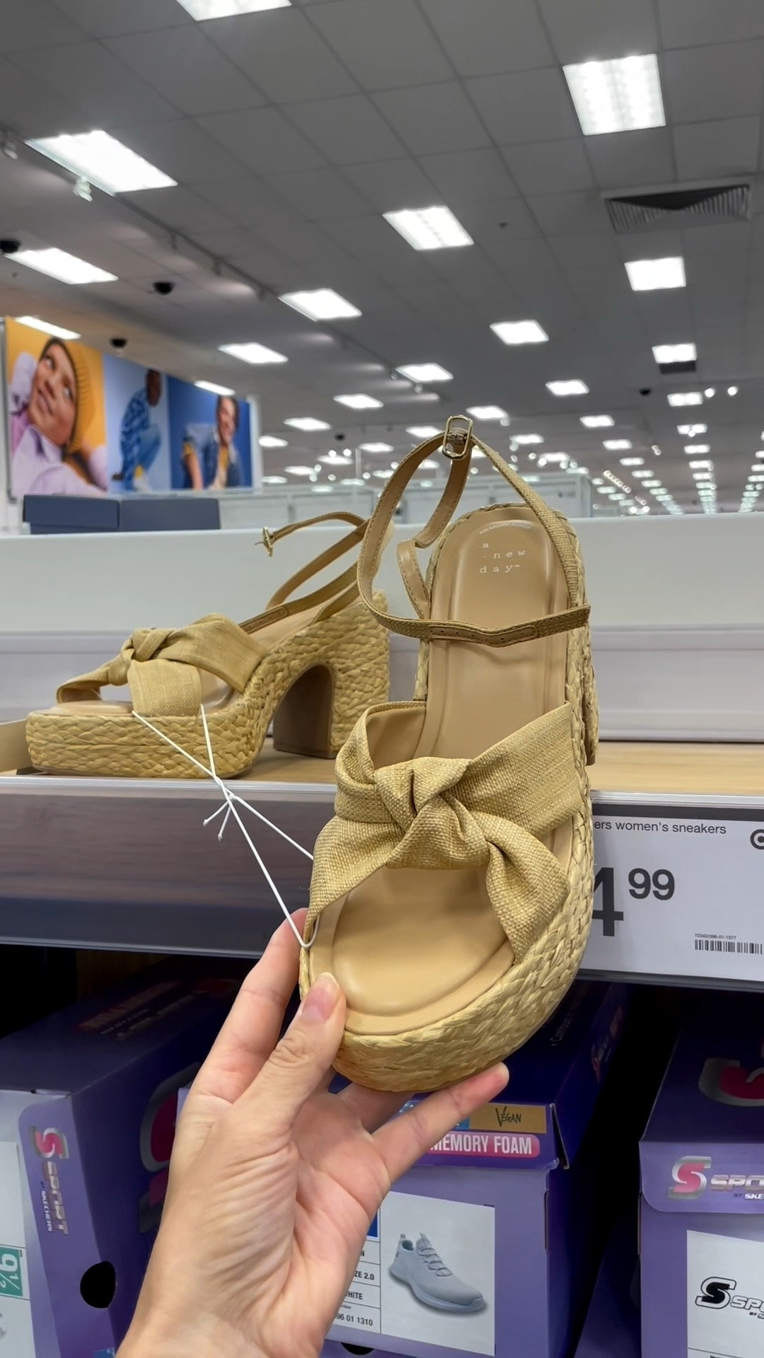 New shoes @Target 👀

#LTKSeasonal #LTKootd