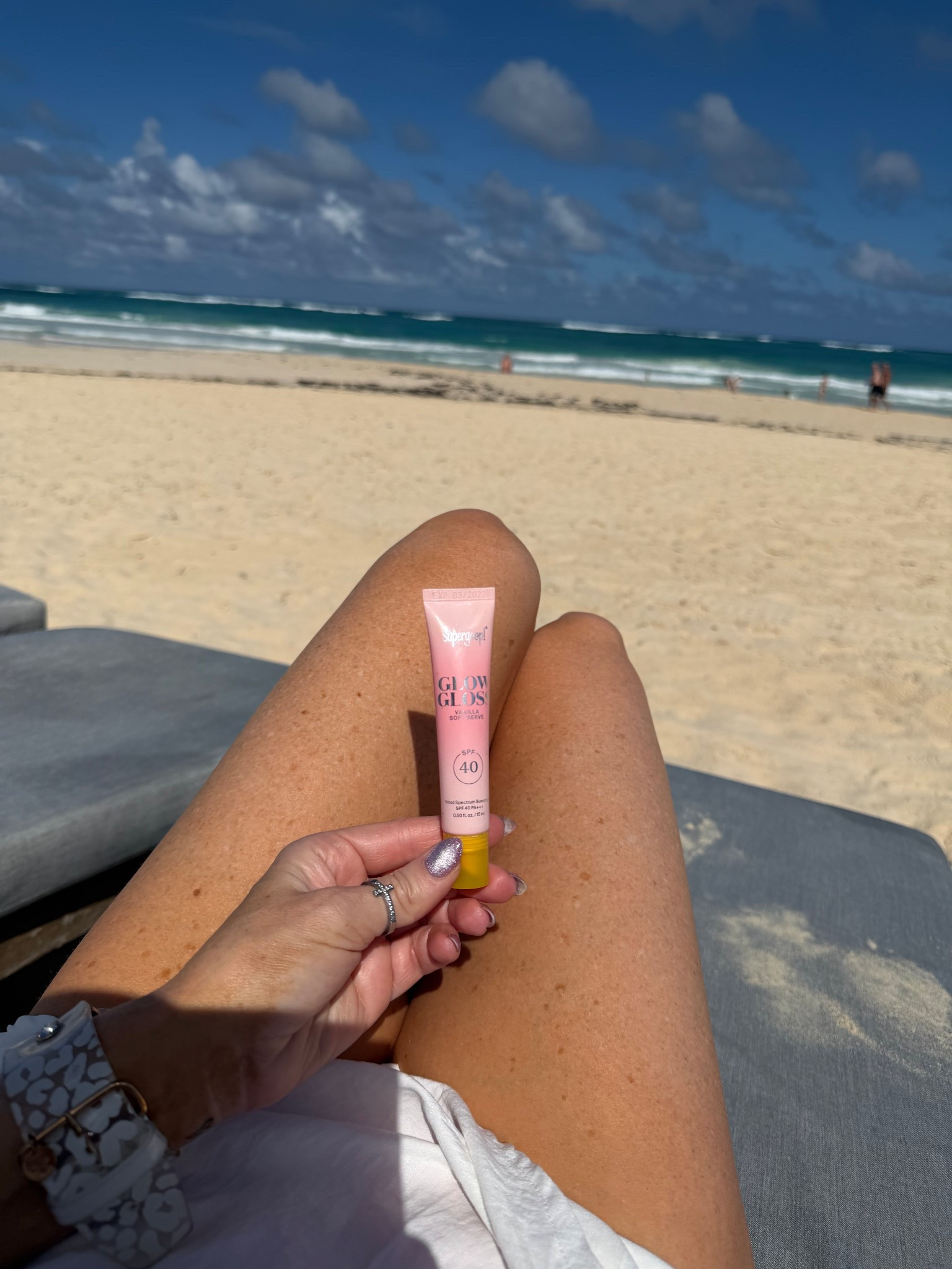 Best SPF Gloss ever 👄 ☀️ @supergoop


#LTKselfcare #LTKFindsUnder50 #LTKBeauty