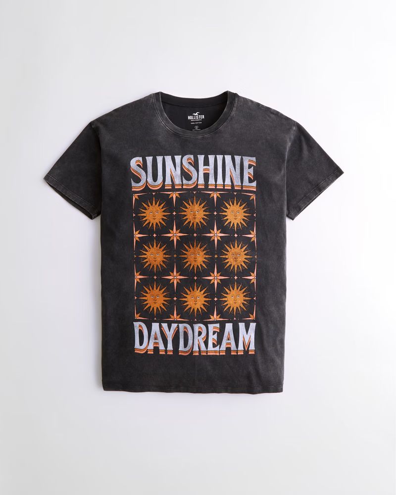 Oversized Graphic Dad Tee | Hollister (US)