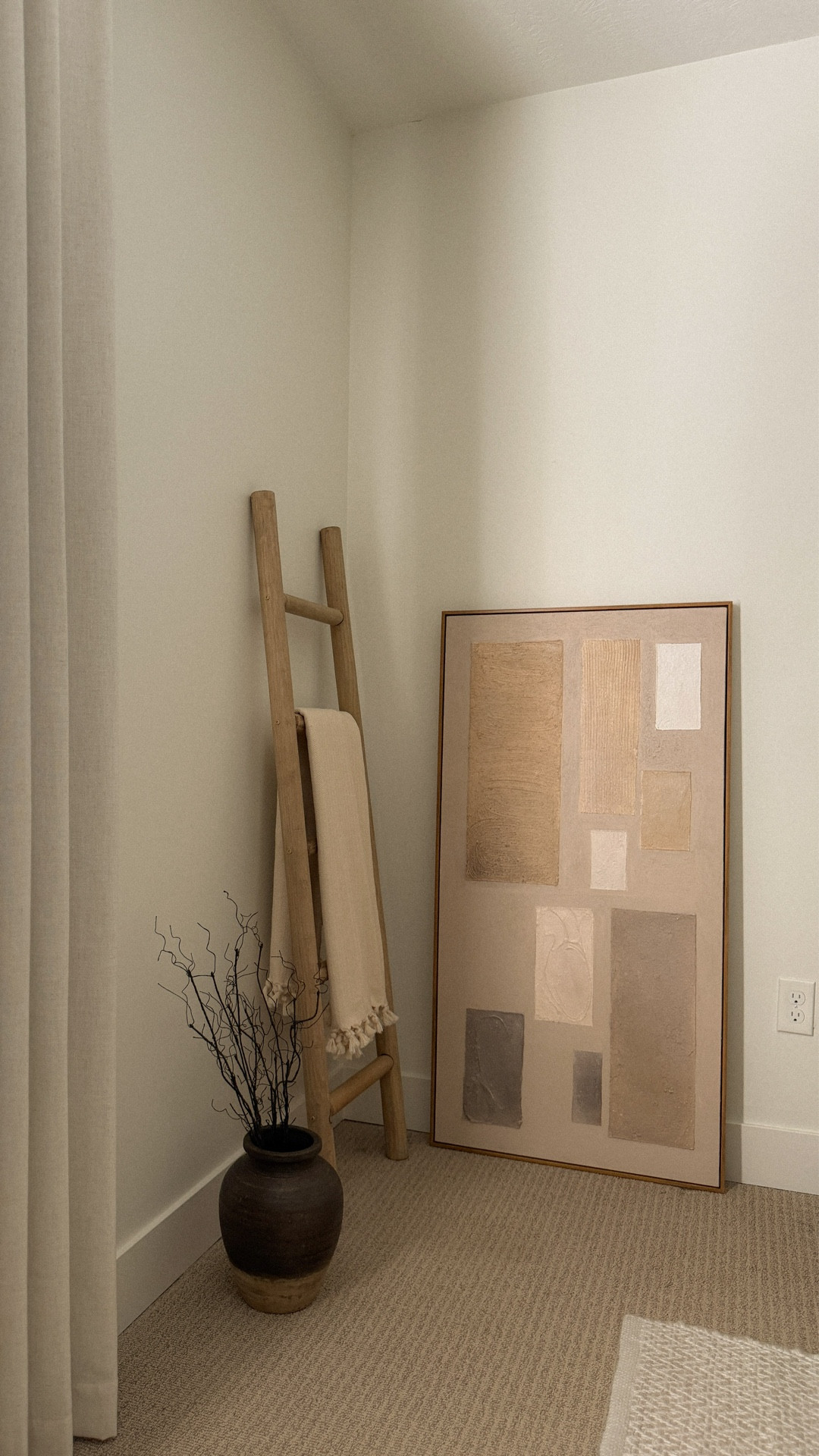 A simple way to add warmth and texture to any room. This 6 ft wooden blanket ladder keeps my favorite throws organized while doubling as beautiful décor. I love how the rustic wood adds that cozy, lived-in touch to the space. Paired with a neutral vase and soft stems, it makes the perfect little styled corner.



#ad #WayfairElevate #WayfairCreator #Wayfair #HomeDecor @wayfair

#LTKHome #LTKSaleAlert #LTKmomlife