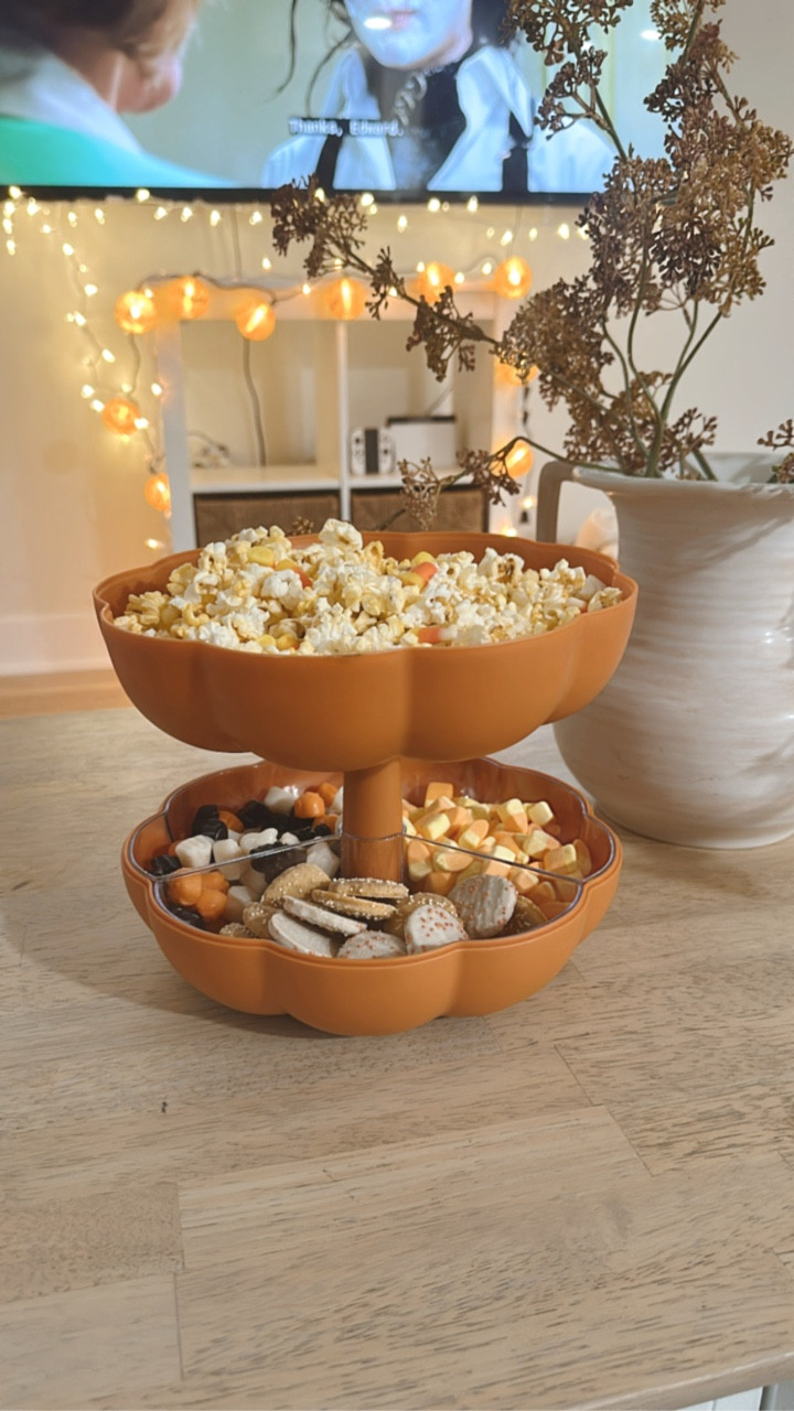 I found this cute pumpkin container 🎃 it’s perfect for movie night or hosting 🧡🎃

#LTKHome #LTKSaleAlert #LTKSeasonal