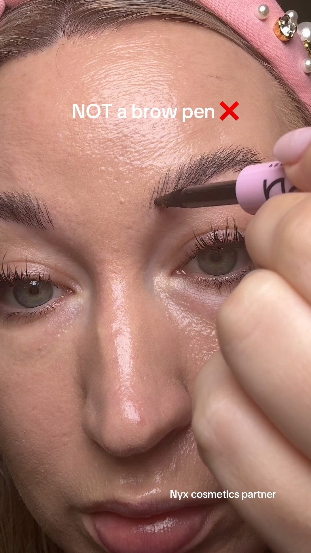 I didn’t get it until my brows stopped looking accidentally drawn #makeupfind #ad

https://www.tiktok.com/@allyshopsalot/video/7636110954132016398?is_from_webapp=1&sender_device=pc&web_id=7595868255789630984 

 