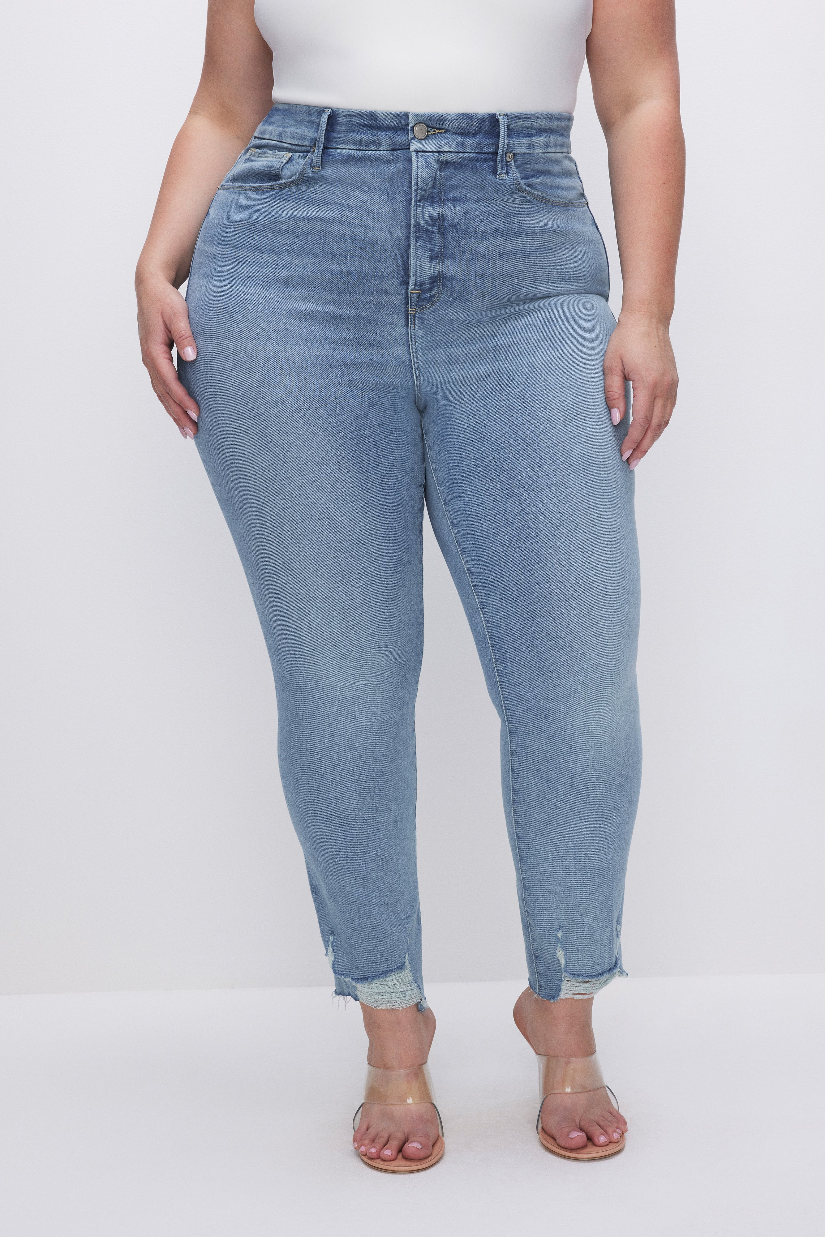 GOOD LEGS STRAIGHT LIGHT COMPRESSION JEANS | Good American