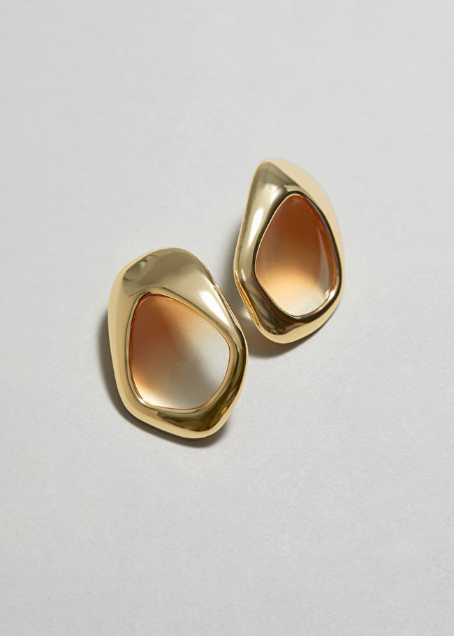 Funkelnde Ohrringe aus Kunstharz | & Other Stories (DE + FR)