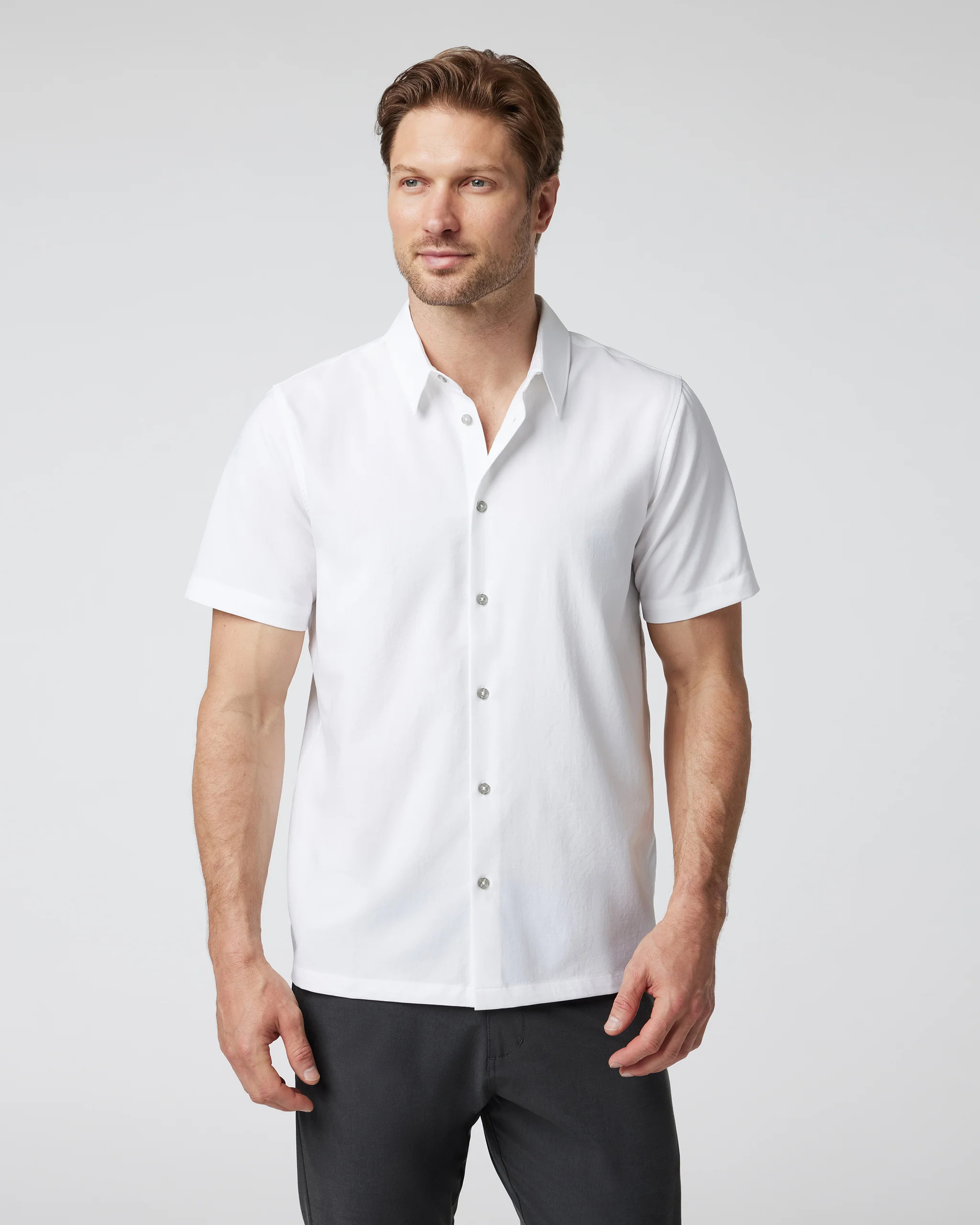 Short Sleeve Manhattan Button Down | Vuori Clothing (US & Canada)