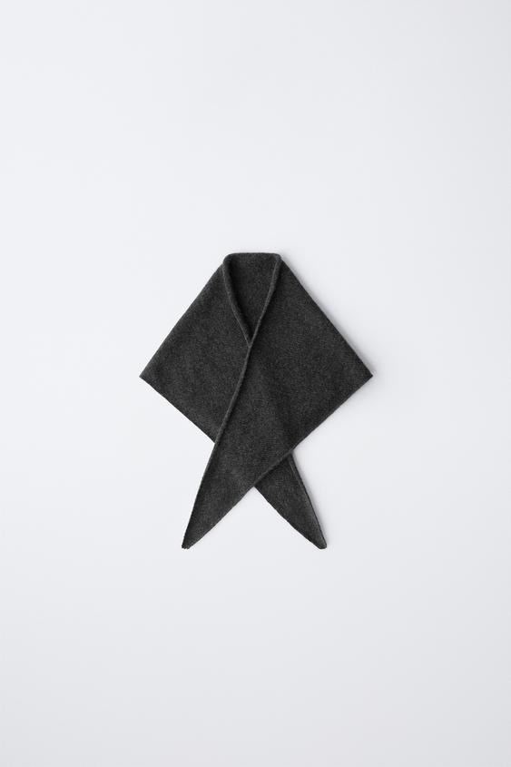 CASHMERE TRIANGULAR SCARF | Zara UK
