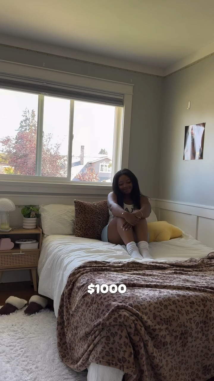 It’s complete!! Thank you so much for following along. I hope you guys enjoyed this series. 💌

#pinterest #pinterestinspired #roomdecor #roomtransformation #trending #pinterestboard #roomdesign #pinterestgirl