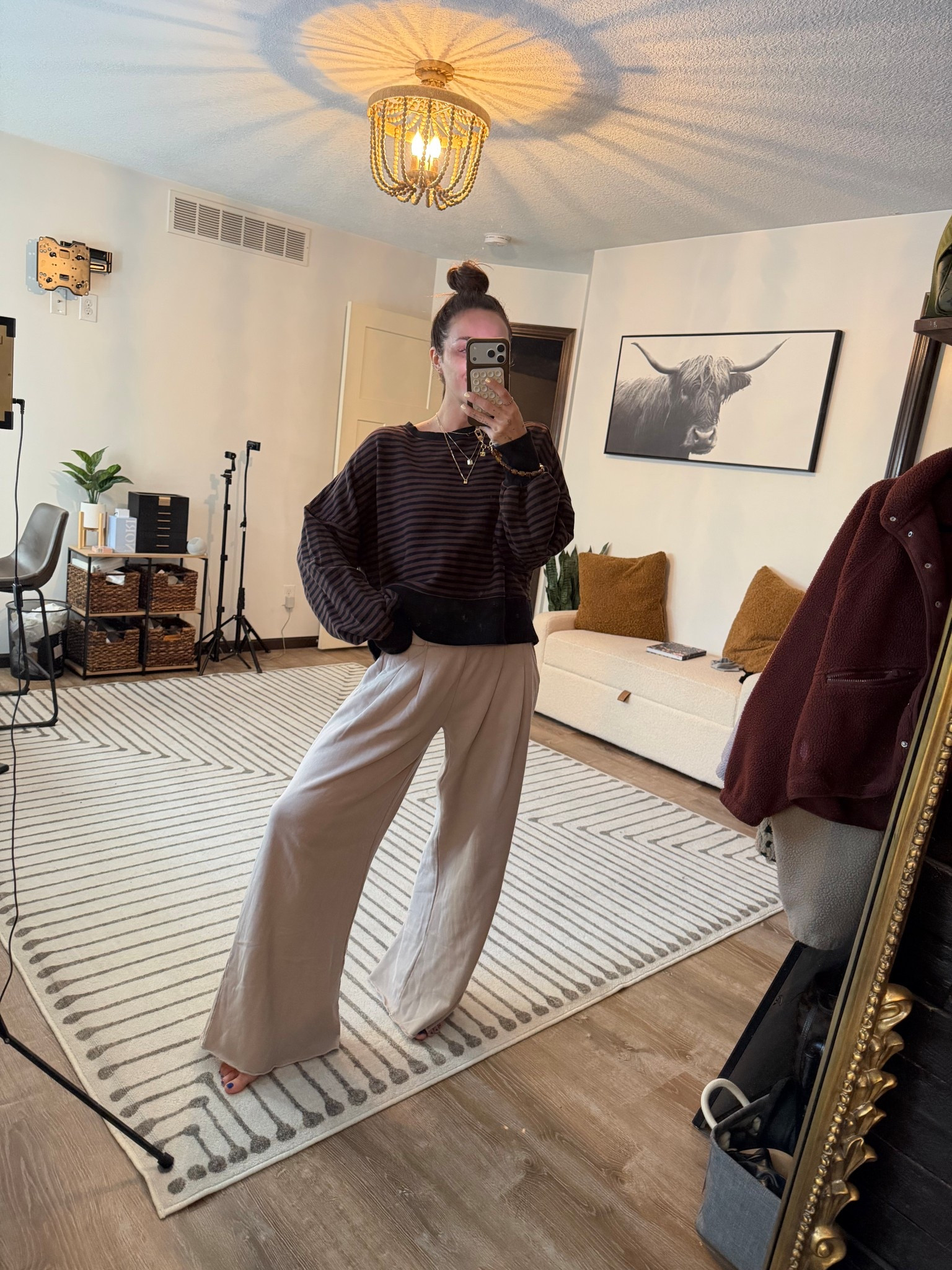 At home iced in outfit!
#loungewear #comfy #Aerie

#LTKootd #LTKdayinmylife #LTKmomlife