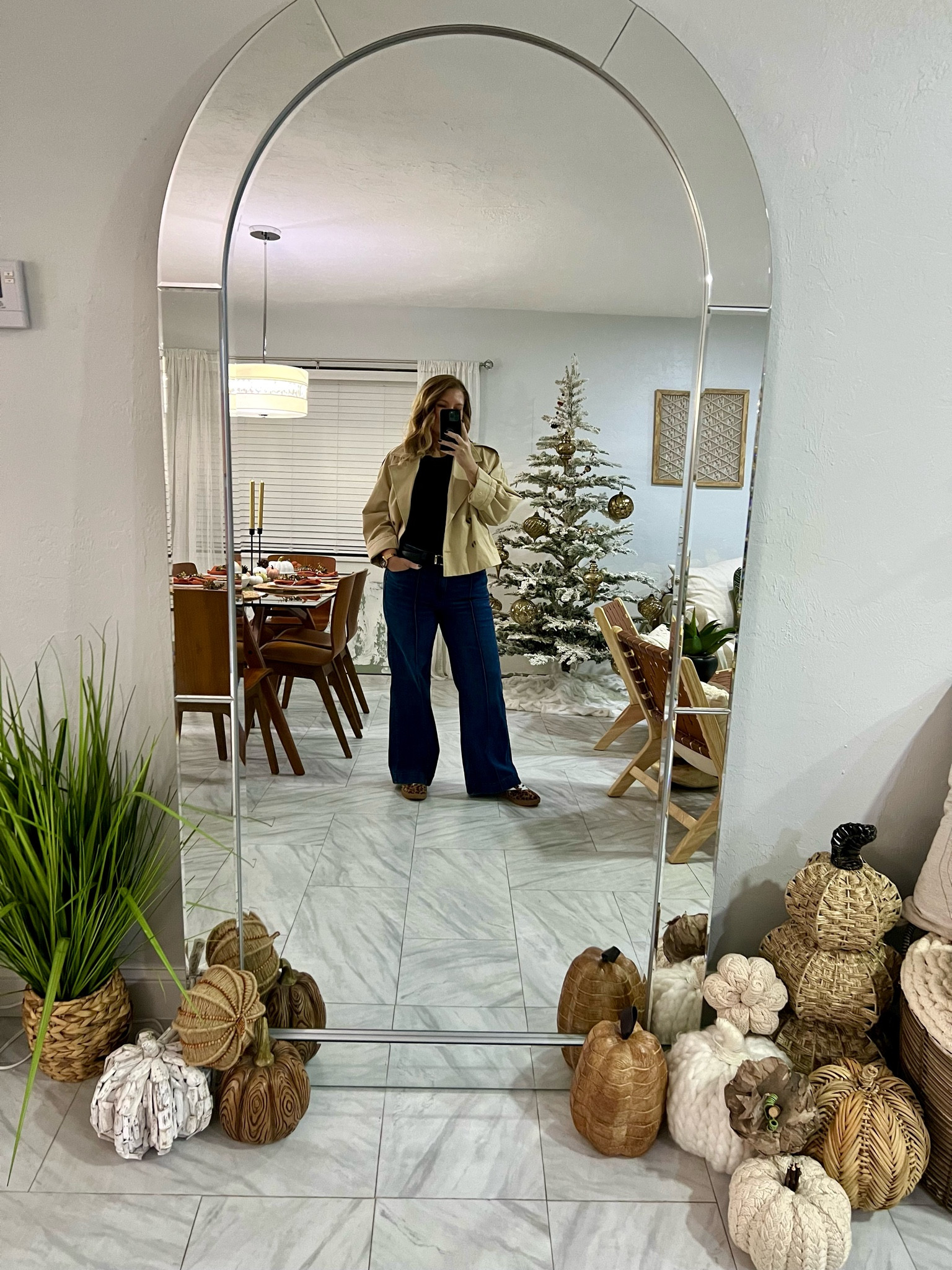 What I Wore to Work 

Kept it casual today since it’s a holiday, which called for jeans and tee. But I made it elevated. 

Tee: Klassy Network / Large
Trench: H&M / Medium 
Jeans: Walmart / 12
Sneakers: Walmart 
Belt: Amazon 

Workwear, casual workwear, casual outfit, fall outfit, fall outfits, 

#LTKWorkwear #LTKOver40 #LTKStyleTip