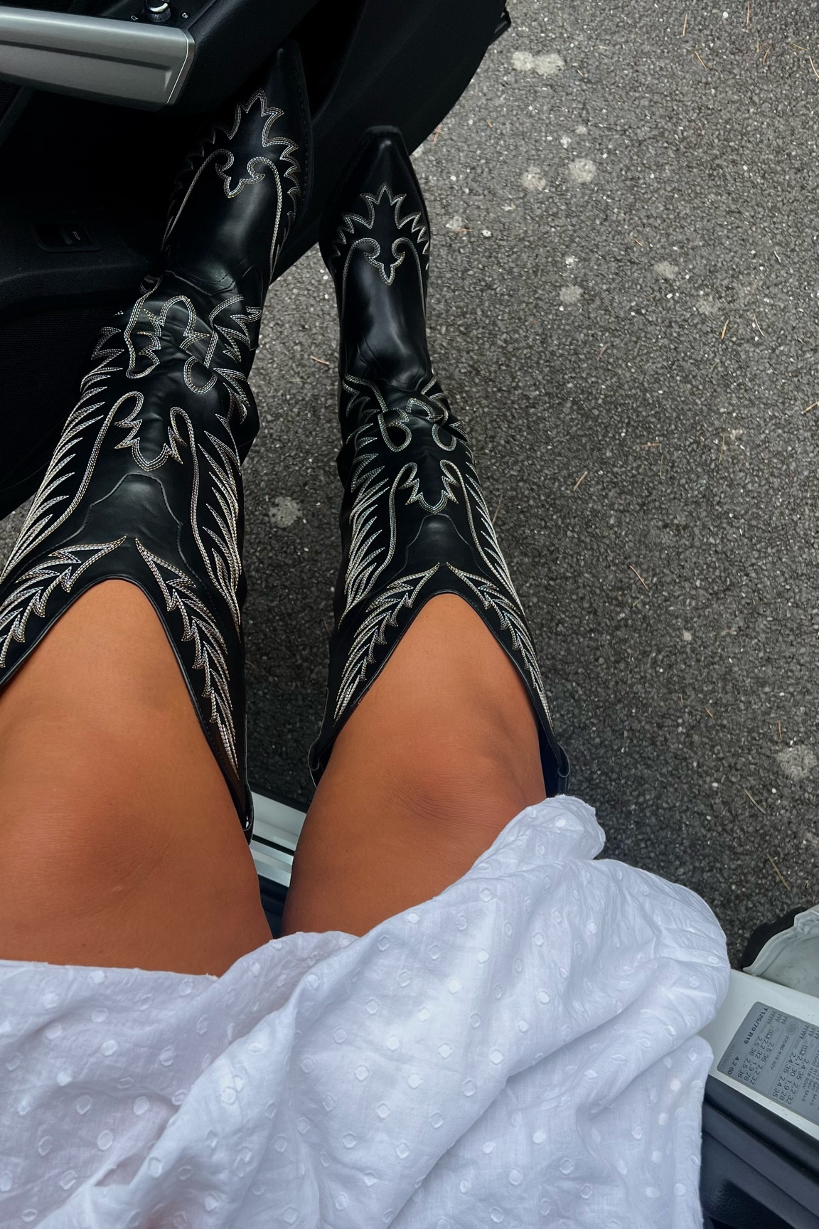 My fave new western/cowboy boots. 🤠

The fit on these are really generous for wider fit calves! 

Available in gold too! 

#LTKeurope #LTKshoecrush #LTKunder100