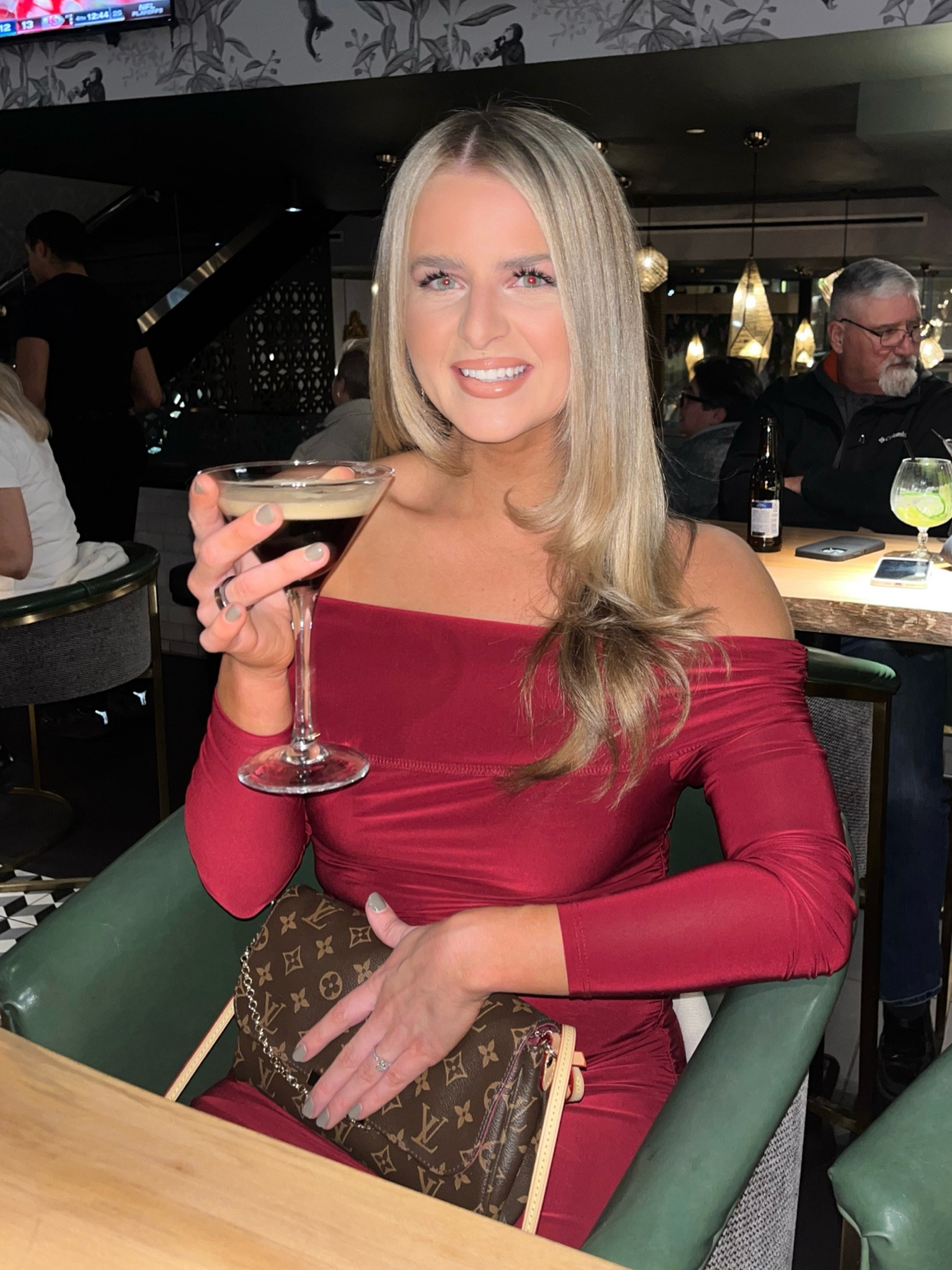 ❤️✨🍸 (NA of course 😉)