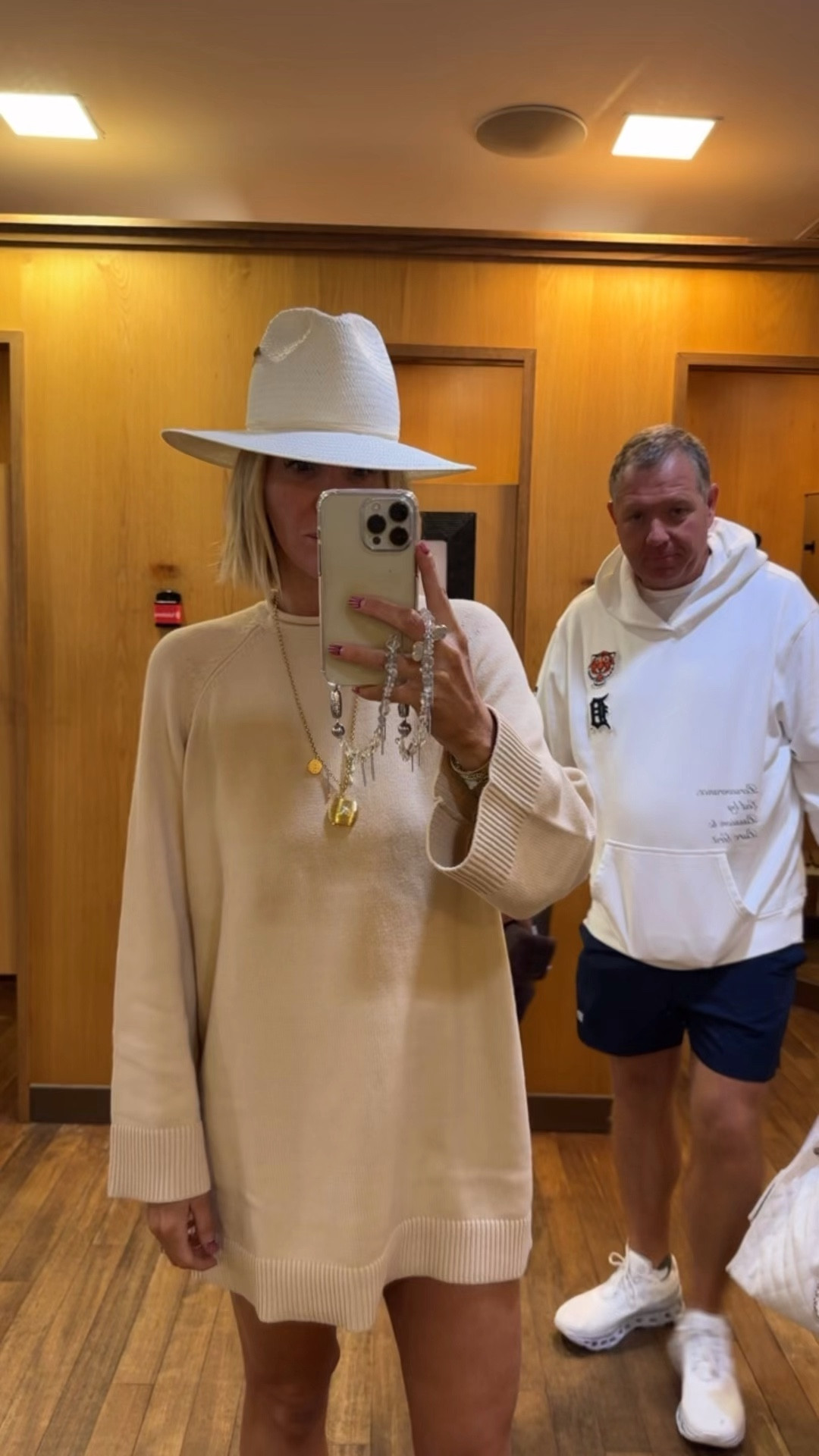 The perfect sweater dress for Spring Break 😍😍😍 just restocked! Wearing a small for reference 