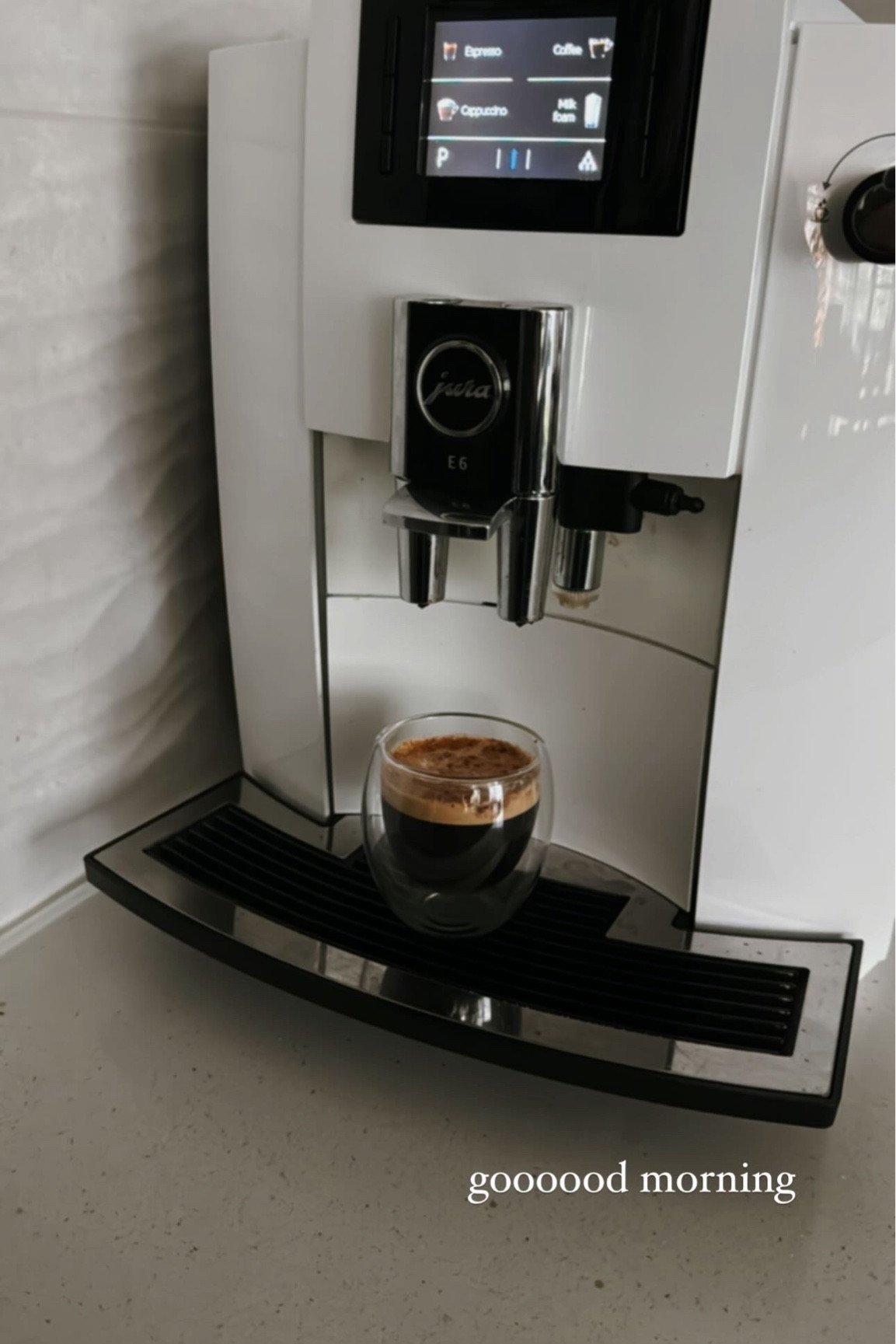 The Jura e6 has my heart 🤎☕️ 


#LTKGiftGuide #LTKHome