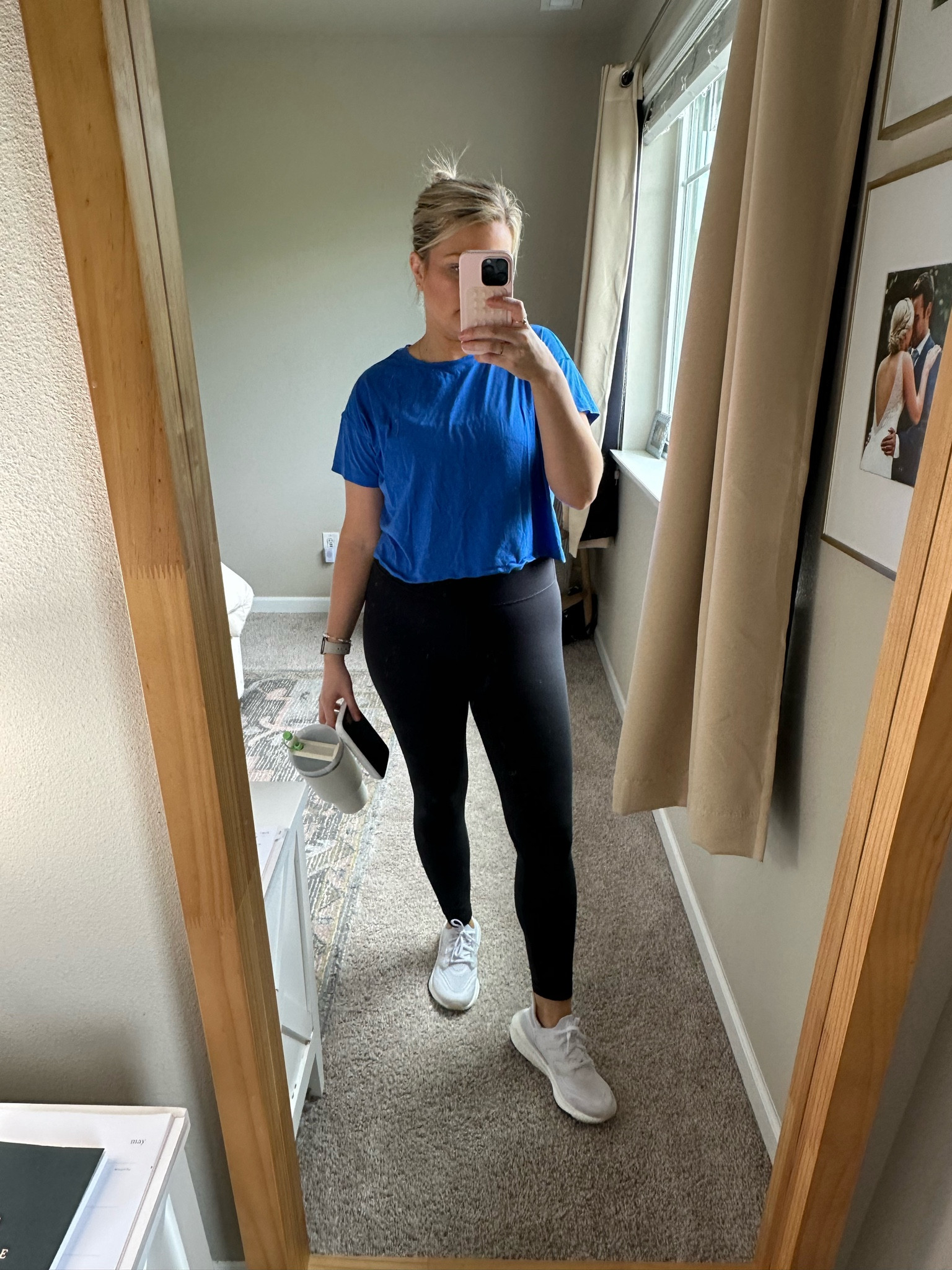 hot mom walk ootd 

#LTKFindsUnder50 #LTKStyleTip #LTKActive