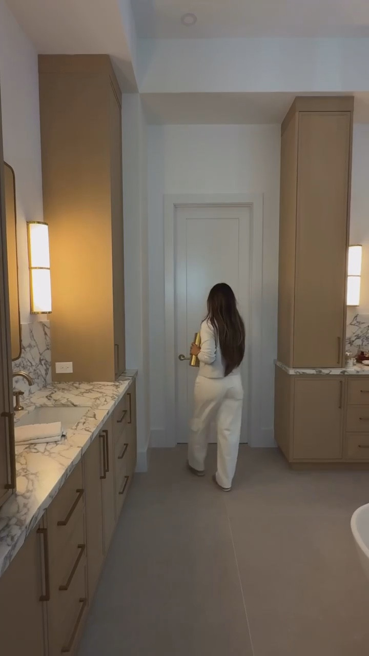 Amazon Bathroom Favorites! ✨ Transform your bathroom with these must-have finds.

#LTKhome #amazonfinds #bathroomdecor #bathroominspo #homeorganization #ltkit

#LTKHoliday #LTKHome #LTKSaleAlert