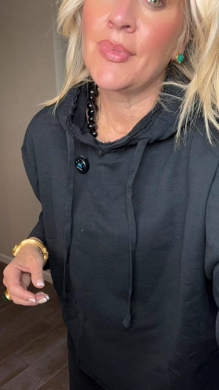 ✨Tap the bell, save and ❤️ start here over 40 fashion, midlife style, midsize fashion and luxury looks for less.  


⬇️Sizing information:
Top large size down 
Pants large tts (size up if in between sizes.) 

I want comfy without looking frumpy this $42 set completely surprised me. 🤍

The quality reminds me of the elevated Frank & Eileen sets that can cost around $288, but this one gives me that same relaxed, polished feeling for so much less.

And it’s Outfit Physics™ approved:

✨ The open Henley neckline LIFTS the eye
✨ The soft organic cotton SKIMS the belly without clinging
✨ The cropped wide-leg pants BALANCE the proportions
✨ The visible ankle keeps the outfit from feeling heavy

It’s soft enough for lounging, polished enough for errands, and current without trying too hard.

👑 Helping you look good, feel good.-Lindsey Denver   Check back daily for belly-friendly style, confidence, and Outfit Physics™.

Comment SHOP below to receive a DM with the link to this post on my LTK ⬇ https://liketk.it/6mj1D

Comment SHOP below to receive a DM with the link to this post on my LTK ⬇ https://liketk.it/6mj6e

#LTKOver40 #LTKMidsize #LTKPlusSize