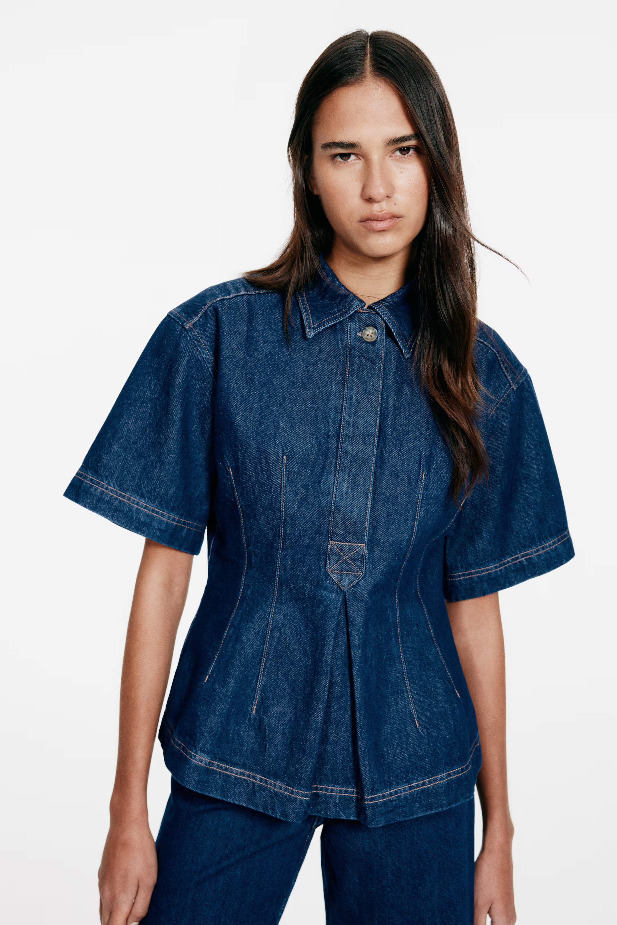 Waisted denim shirt | H&M (UK, MY, IN, SG, PH, TW, HK)