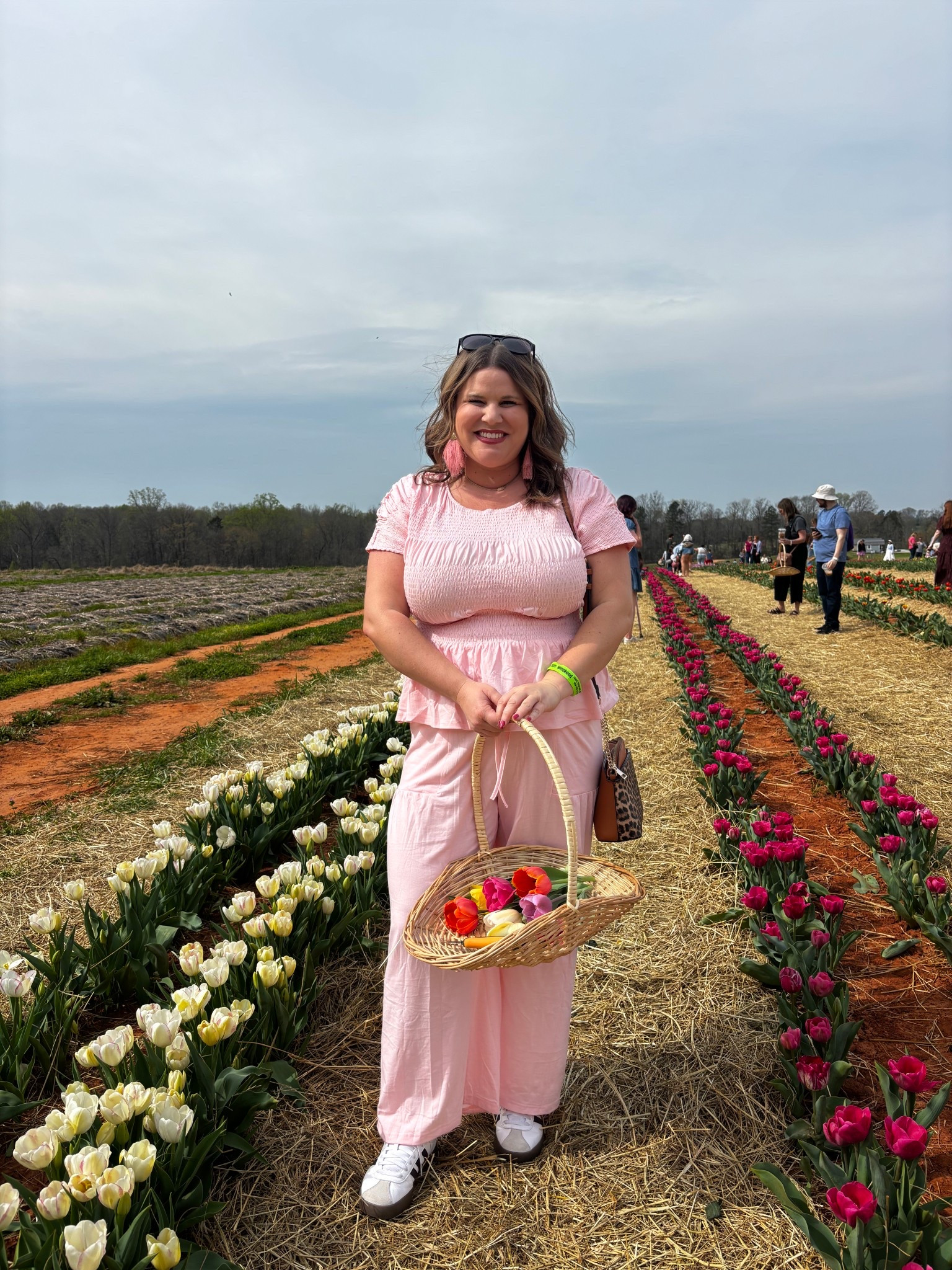 The comfiest, stretchiest, set you will find this spring!! Amazon strikes again 💐 and it’s under $40 👀

#LTKMidsize #LTKSeasonal #LTKootd