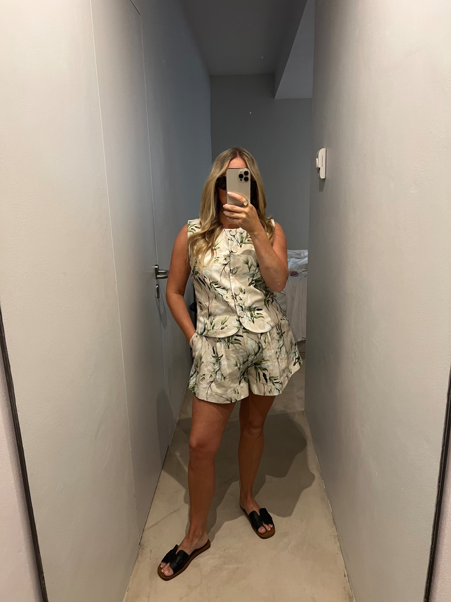 River island cream floral two piece set, shorts and waistcoat 

#LTKsummer #LTKuk #LTKeurope