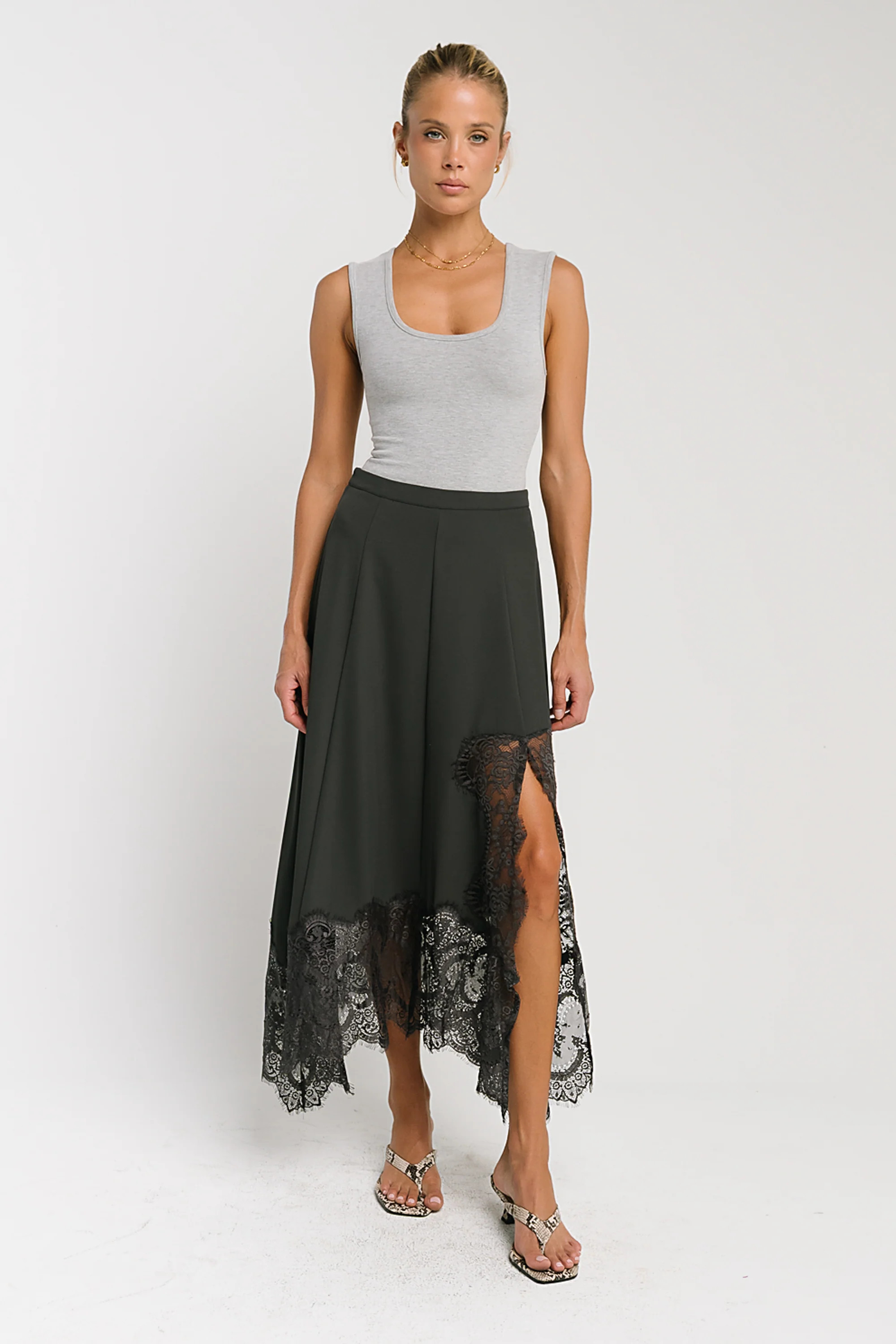 Rachelle Lace Midi Skirt in Charcoal | Böhme US
