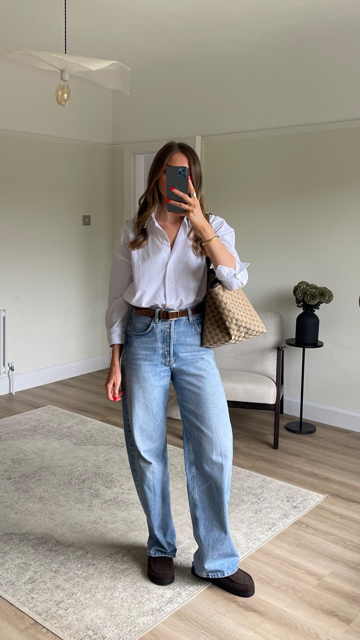 tyling the Dune ‘goldy’ brown suede backless loafers
Zara white shirt - older so similar linked
24 in the COH Ayla jeans 
Brown suede belt
Gucci tote bag




Outfit inspiration, styling brown, comfy casual outfit

#LTKuk