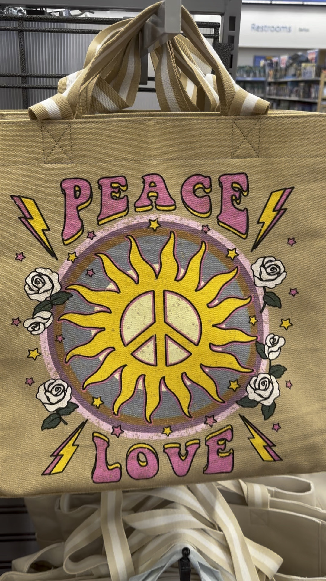 ✨$20✨ Women’s canvas tote bags. Two different strap sizes, zipper closure, outer & inner pockets, several design options. Affordable yet very cute🤗 
Mother’s Day 
Travel essential 
Graduation 
Summer style 

#LTKSeasonal #LTKFind #LTKGiftGuide