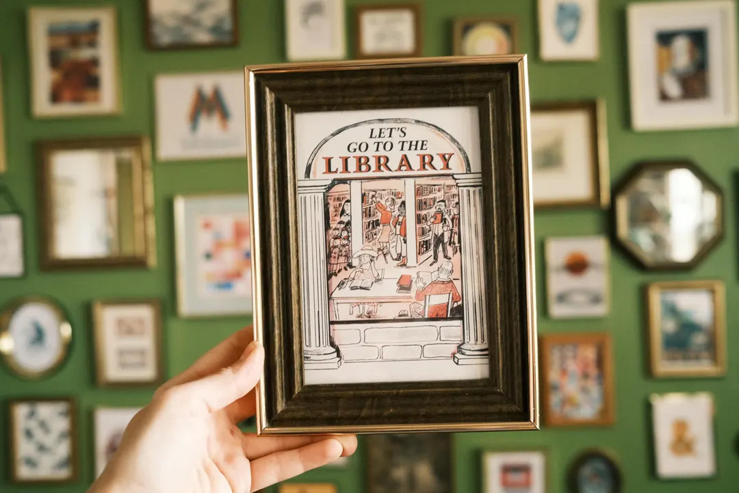 5x7" Brown and Gold Tone Picture Frame - Wall Display | Etsy (US)