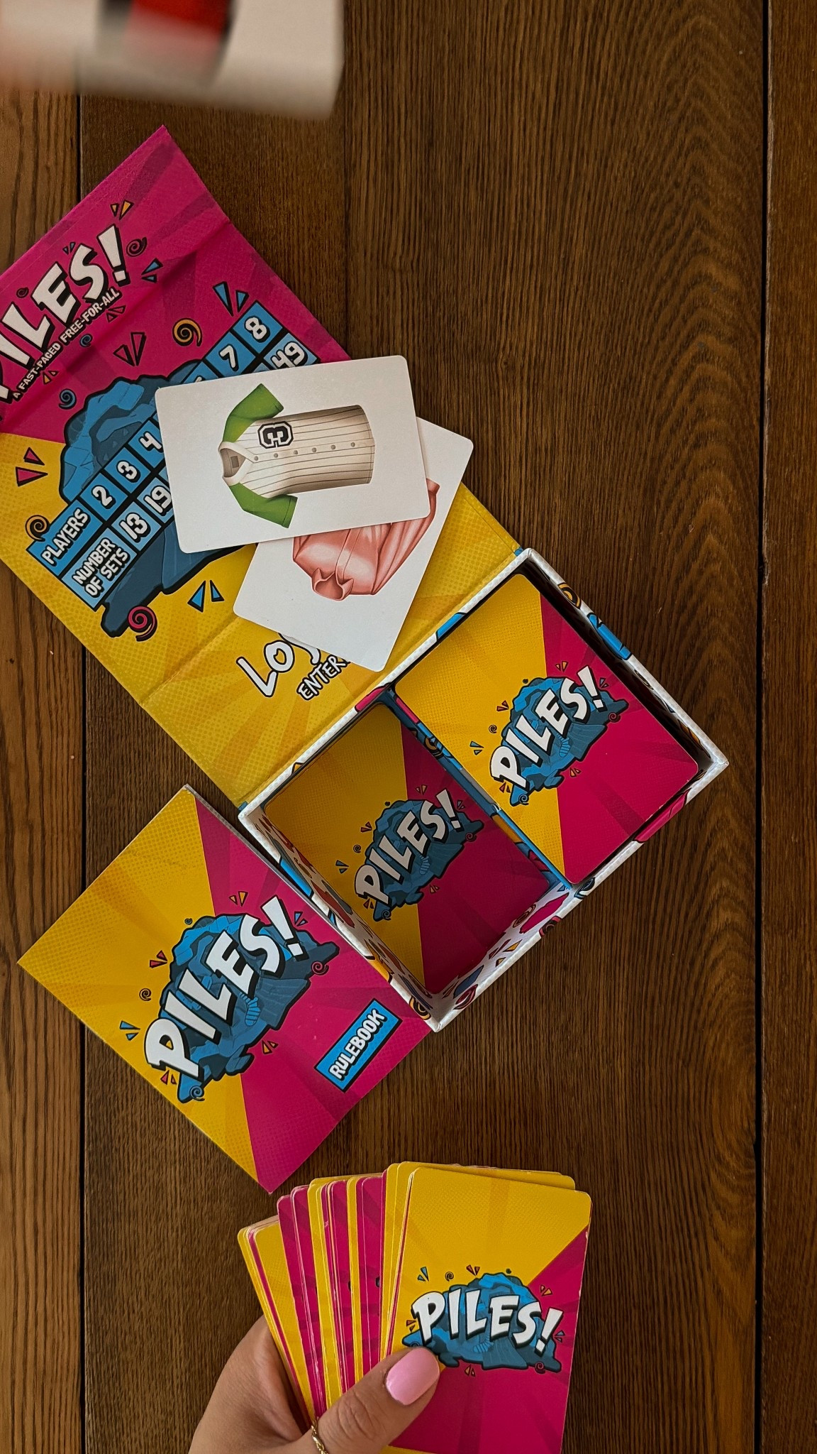 The best simple, fun, fast-paced family card game! A lot like Speed or Spoons! 