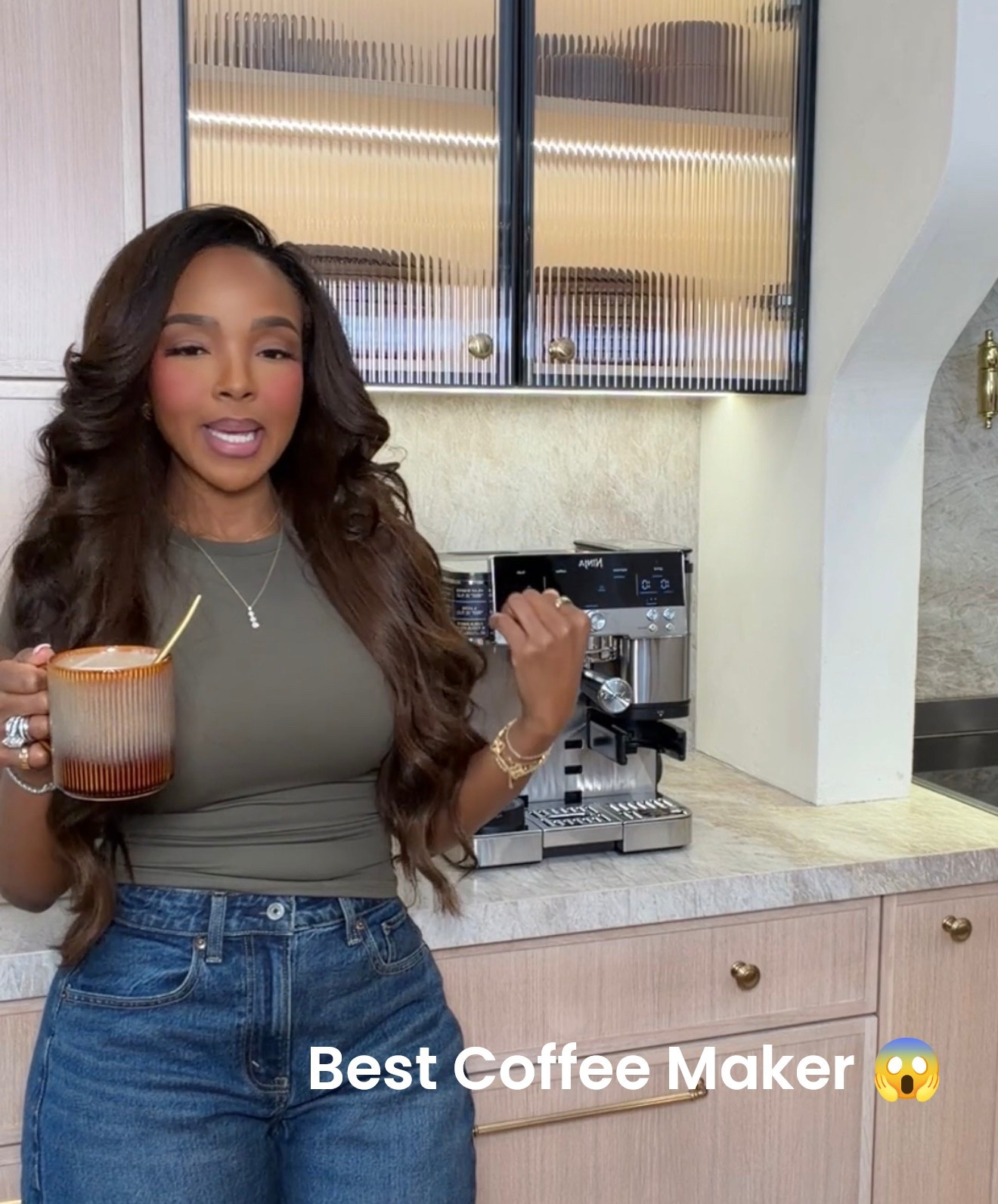 #ninjaluxecafe @ninjakitchen #ninjapartner

I can’t stress enough how much I love this new coffee machine! The coffee tastes much more fresh, the process makes me feel like I have a coffee shop at the house. It looks intimidating at first, but it literally is me romanticizing my morning and I love that for us!￼
