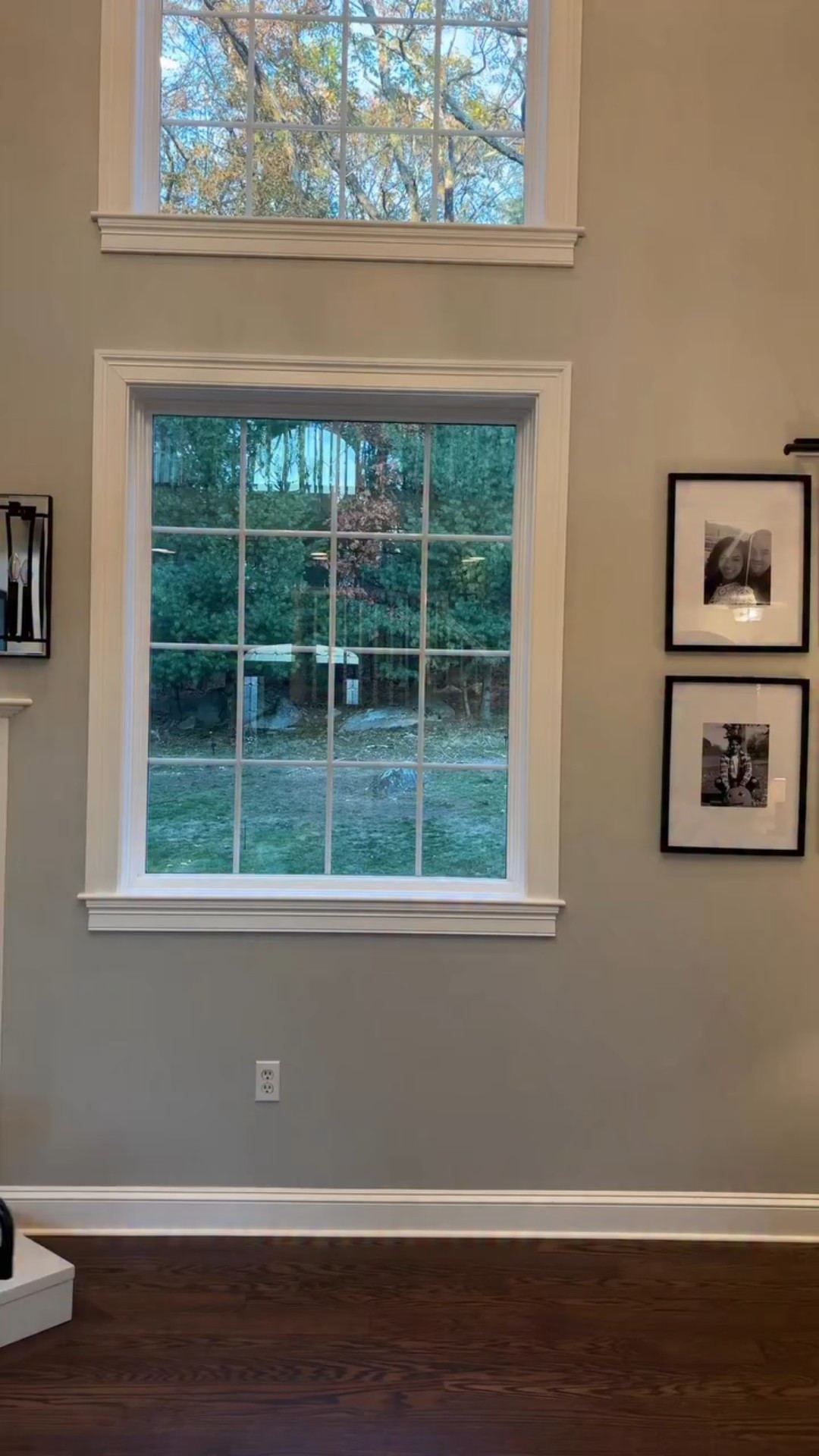 Christmas magic loading… 🎄✨
The tree has arrived and I can’t wait to decorate it! red wine, velvet, gold — simple, classic, beautiful Christmas 
🎄 ♥️🦌💫

Comment SHOP for link to be sent to your dm 🔗 

Magia navideña en camino… 🎄✨
¡El árbol ha llegado y ya muero por decorarlo! Vino tinto, terciopelo y dorado — una Navidad simple, clásica y hermosa ✨🎄♥️🦌💫

Comenta SHOP para enviarte el enlace por DM 🔗

#christmasneutraldecor
#neutraldecor#nostalgic 
#christmasseason #holiday 
#navidad #navidad🎄 
#christmasmagic
#christmasinspo #nostalgia #hogar #home #homedecor #decor #navidad #ideas #kingofchristmas
#kingofchristmastree
#christmasdecor
#christmastree

#LTKHoliday #LTKHome #LTKStyleTip