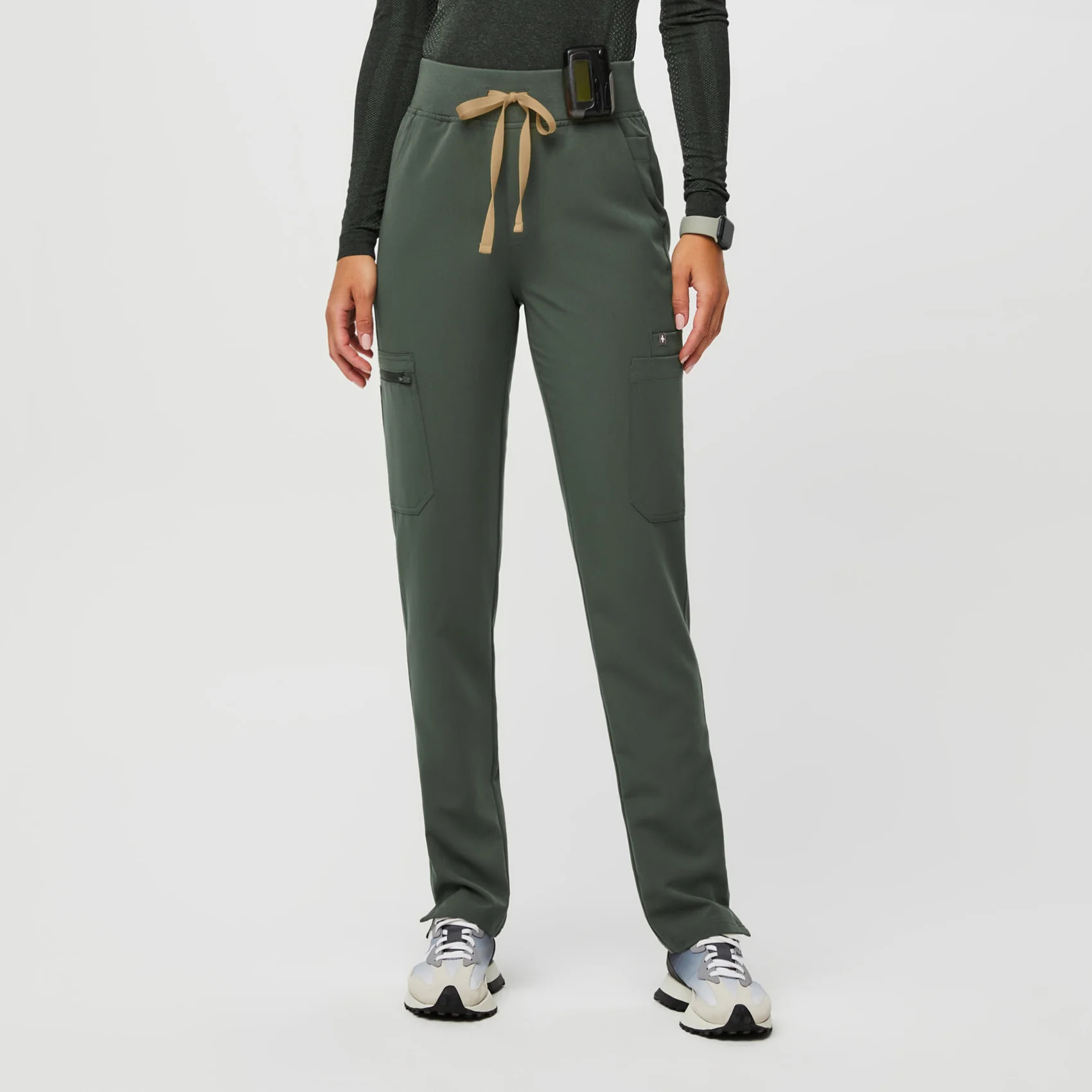 High Waisted Yola Skinny Scrub Pants™ | FIGS