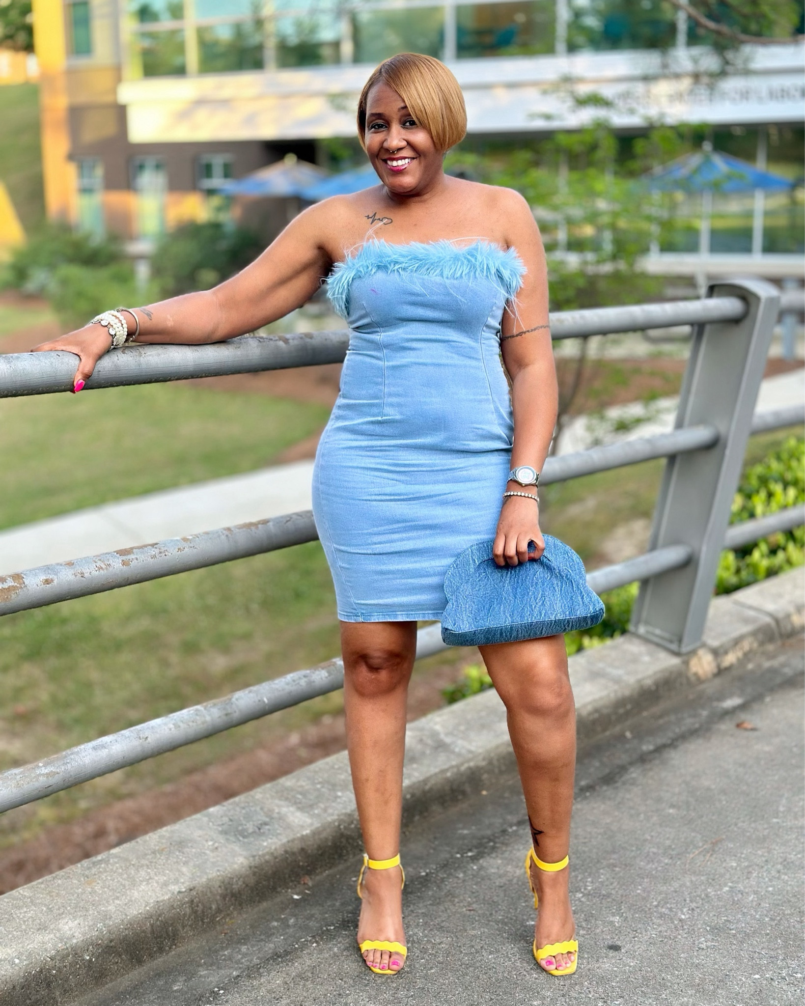 Denim Tings

#LTKSeasonal #LTKfindsunder50 #LTKover40