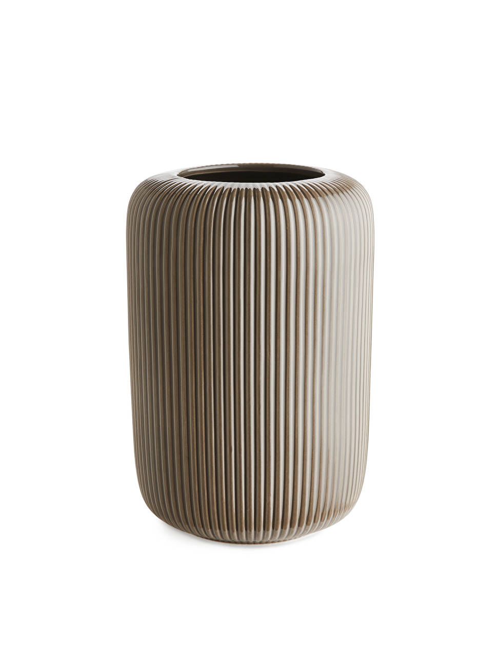 Ridge Terracotta Vase 22 cm - Taupe - ARKET GB | ARKET